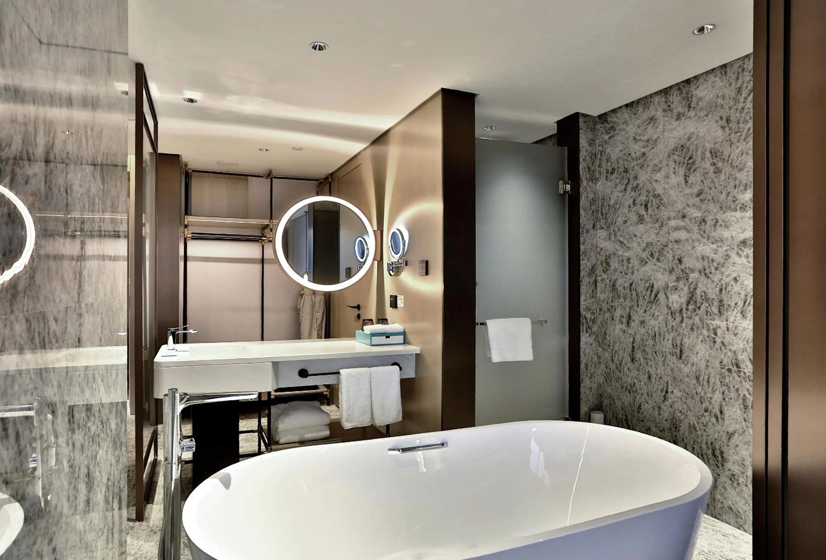 Bathroom in Wyndham Garden Hangzhou Yuhang