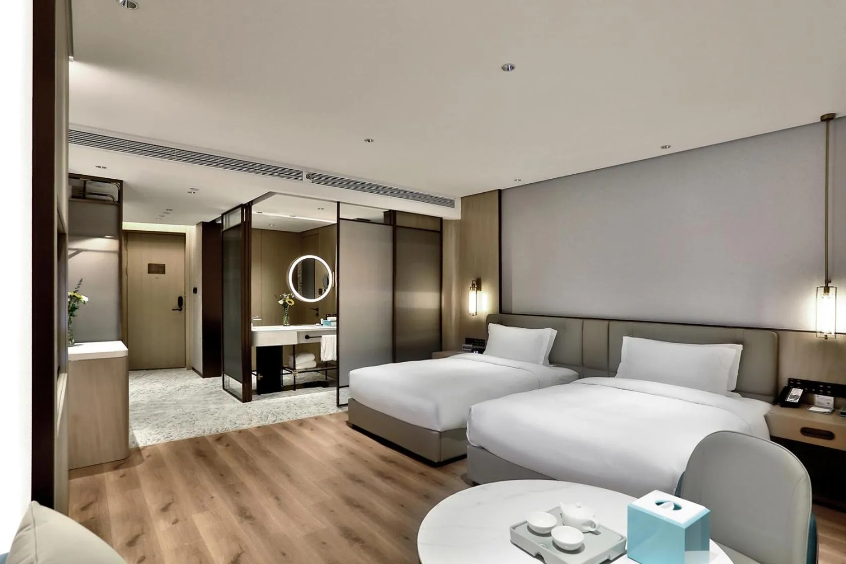 Photo of the whole room, Bed in Wyndham Garden Hangzhou Yuhang