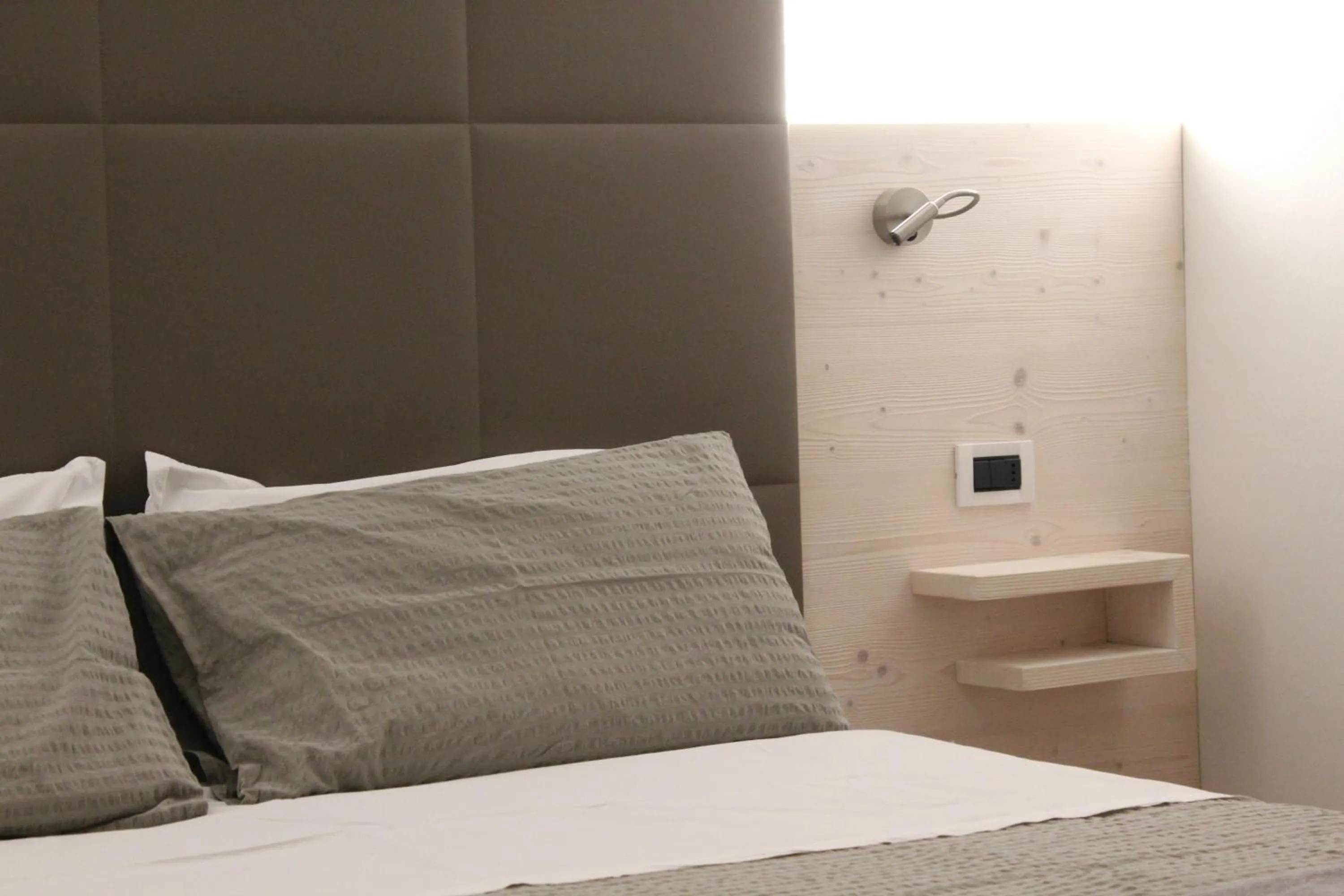 Bedroom, Bed in Hotel Dolomiti