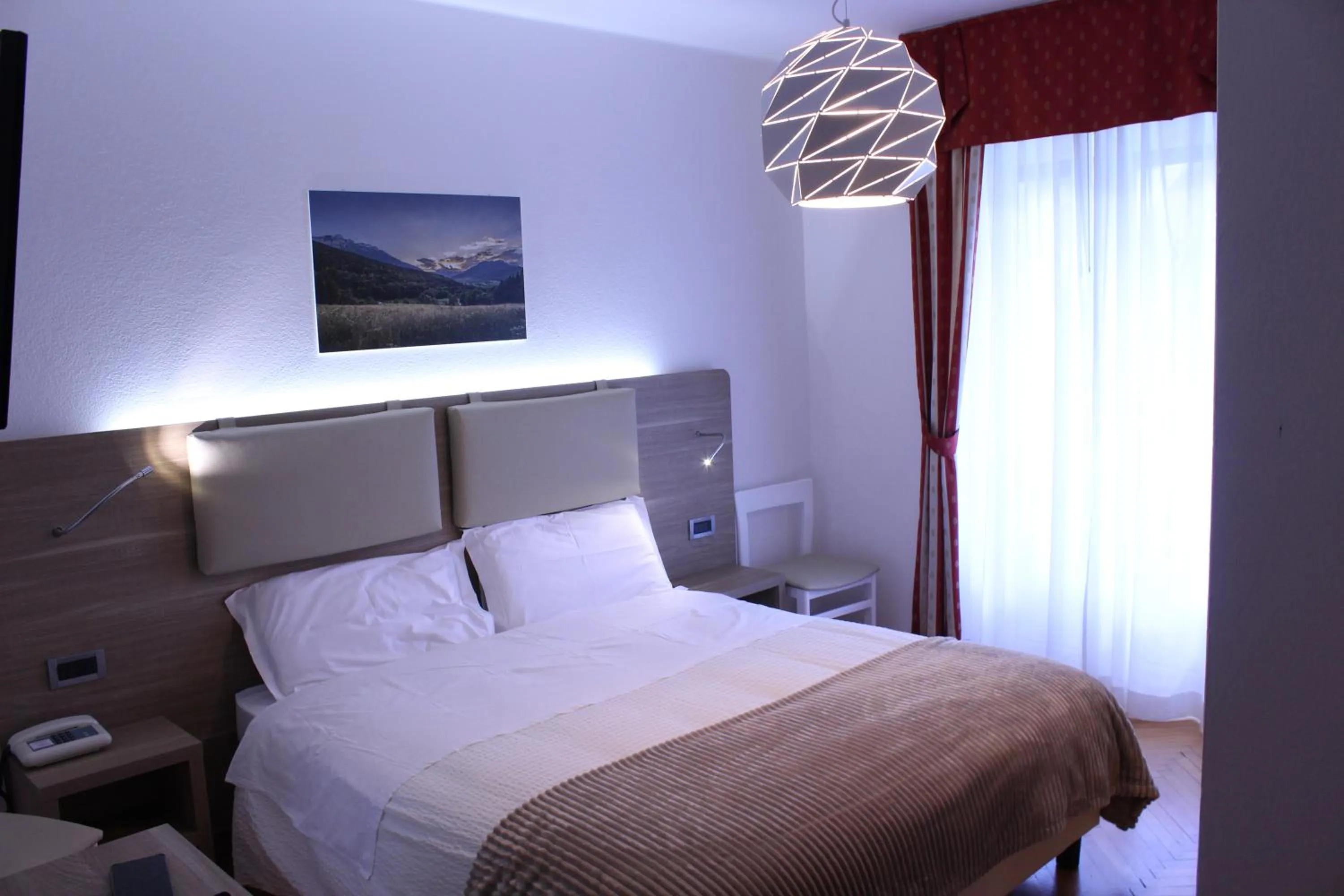 Bedroom, Bed in Hotel Dolomiti