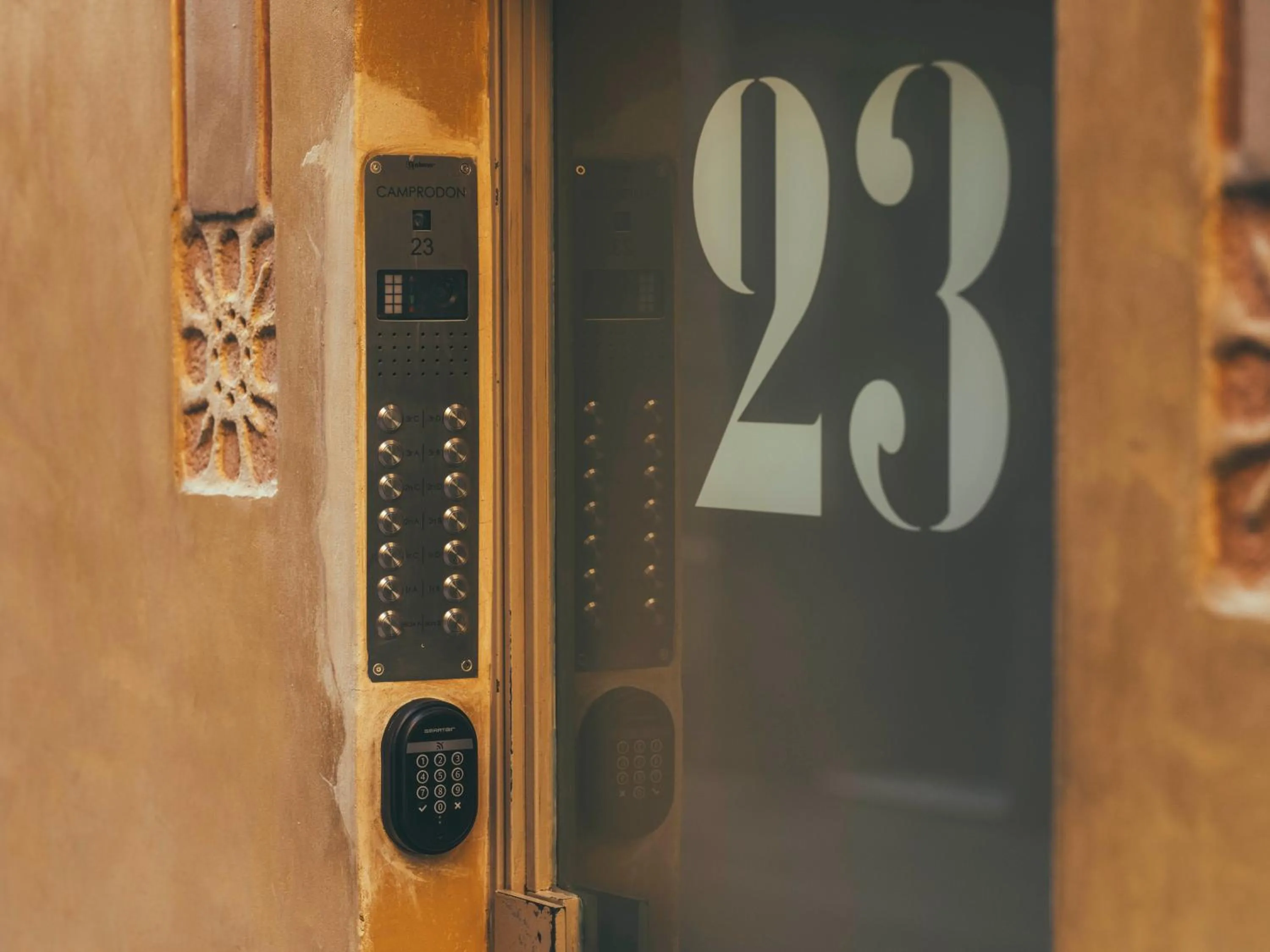 Facade/entrance in Boutique Apartments 23 Barcelona