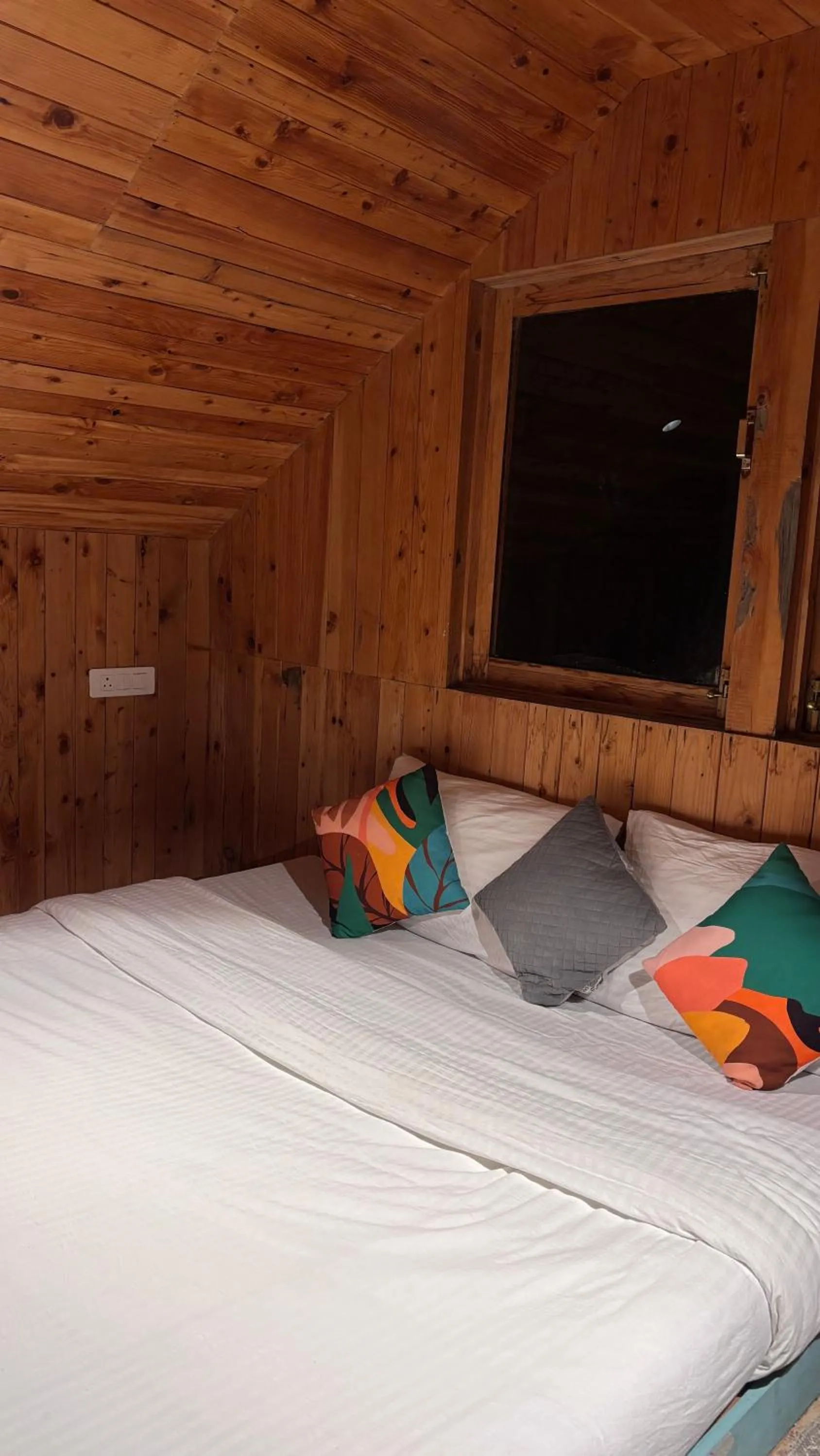 Bed in Peppy Nomads Luxuria