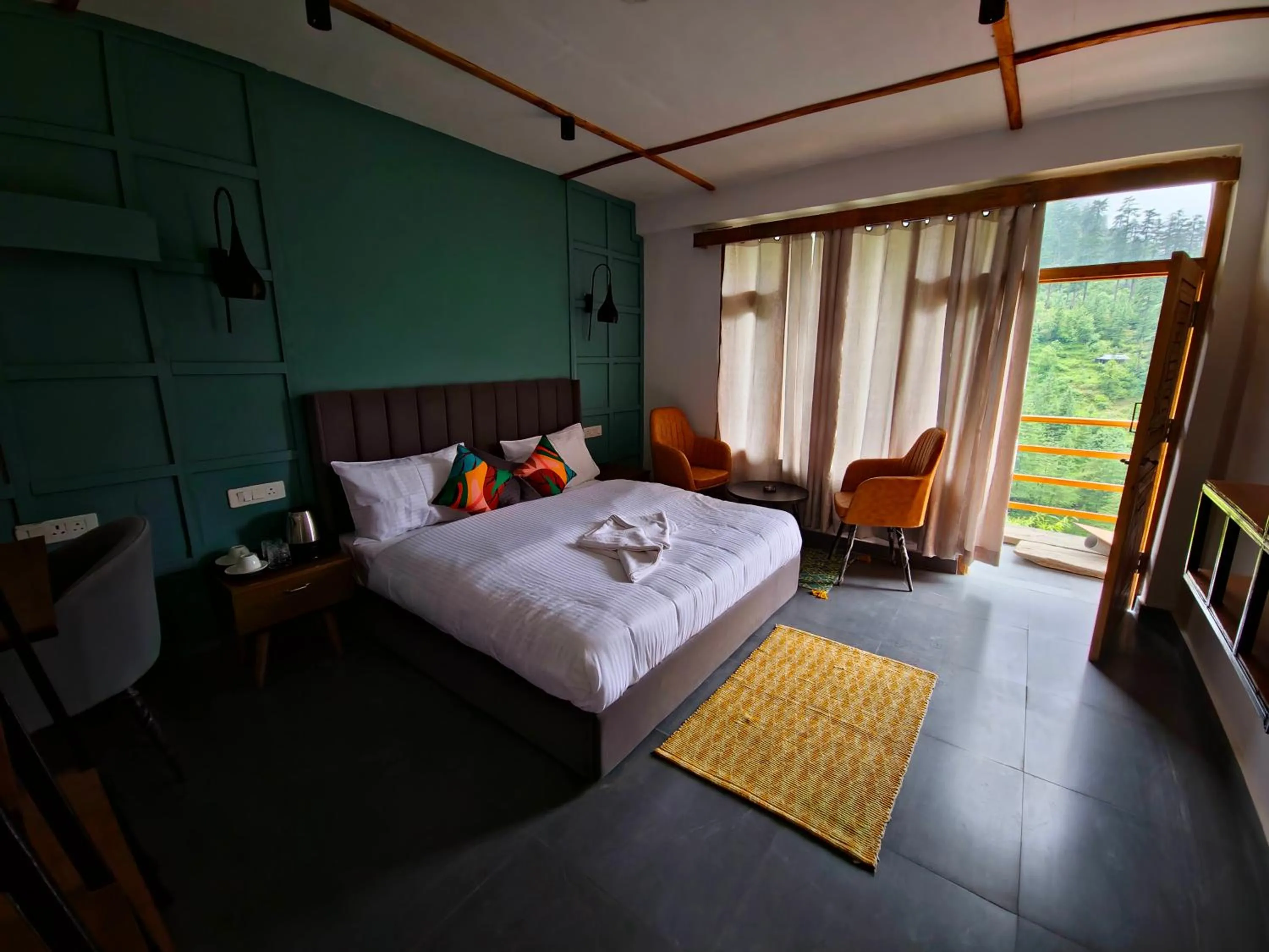 Bed in Peppy Nomads Luxuria