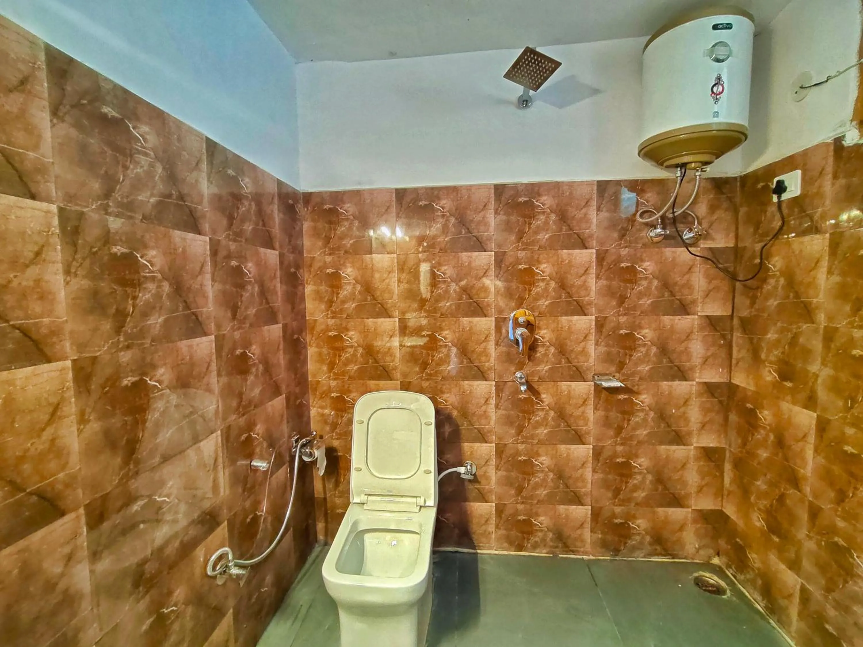 Toilet in Peppy Nomads Luxuria