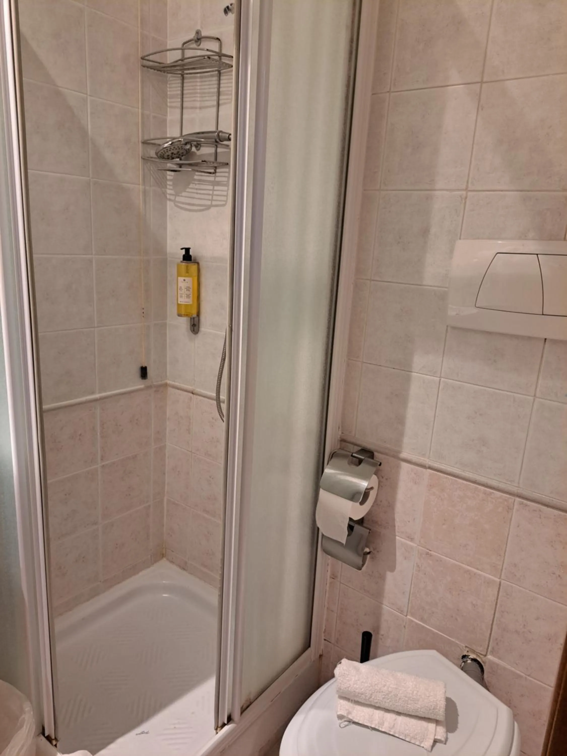 Shower in Hotel dei Quiriti