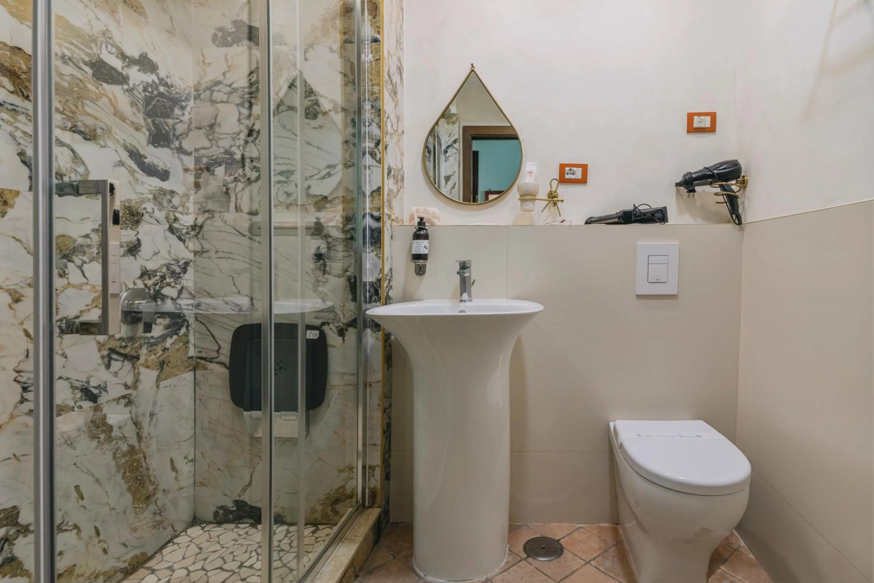 Bathroom in Hotel Il Convento