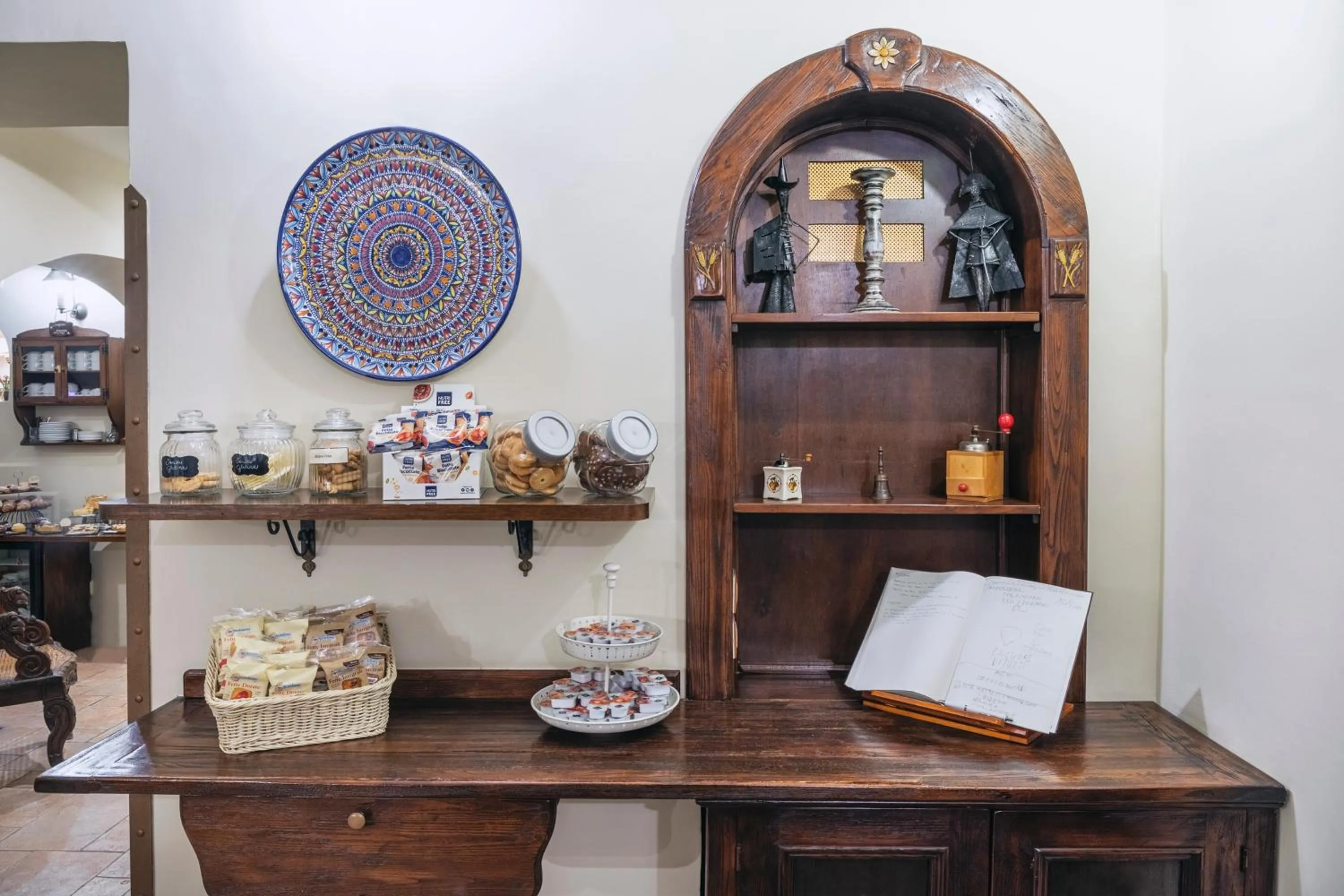 Continental breakfast in Hotel Il Convento