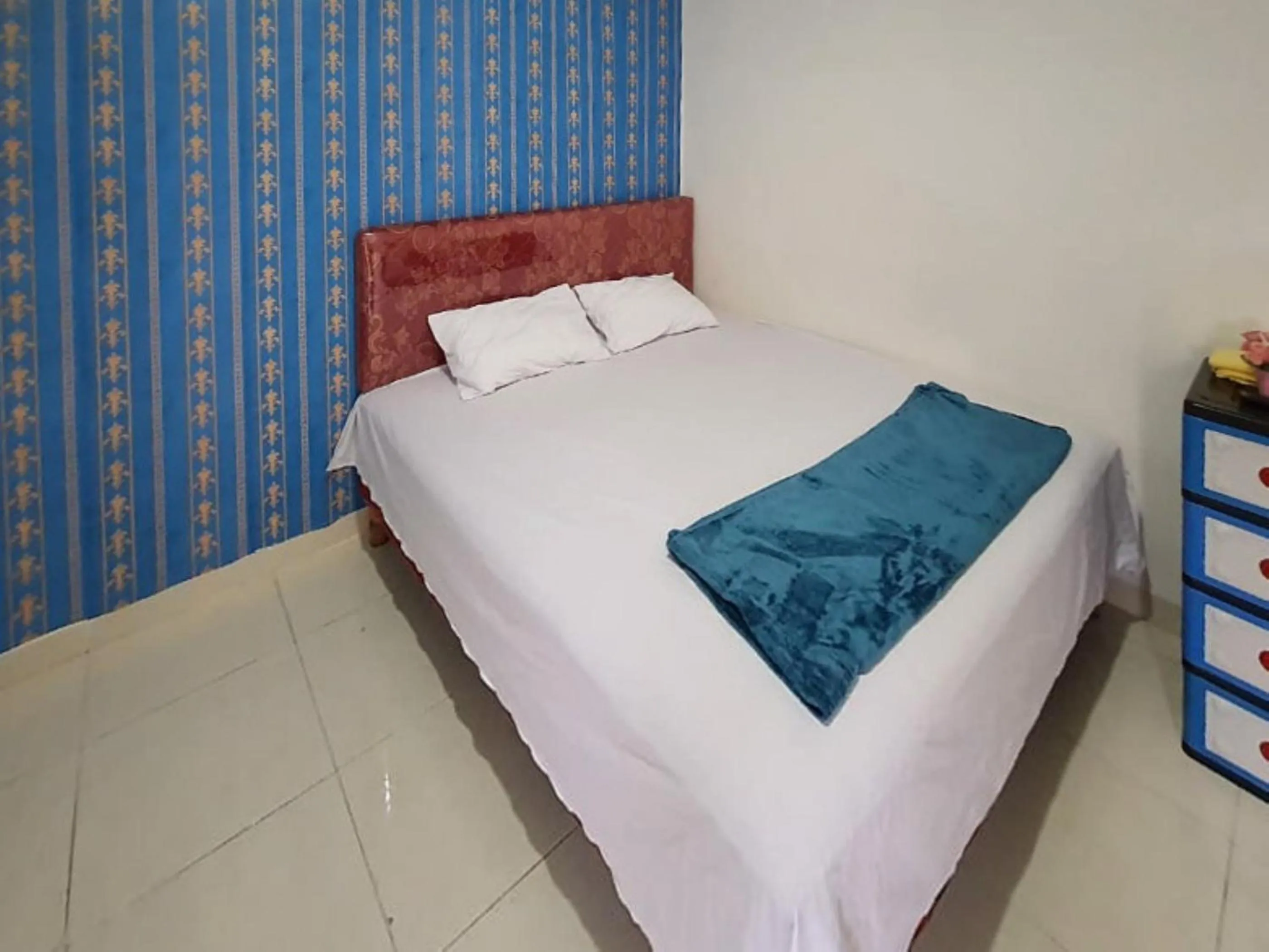 Bed in RedDoorz Syariah at Labuhan Maringgai Lampung