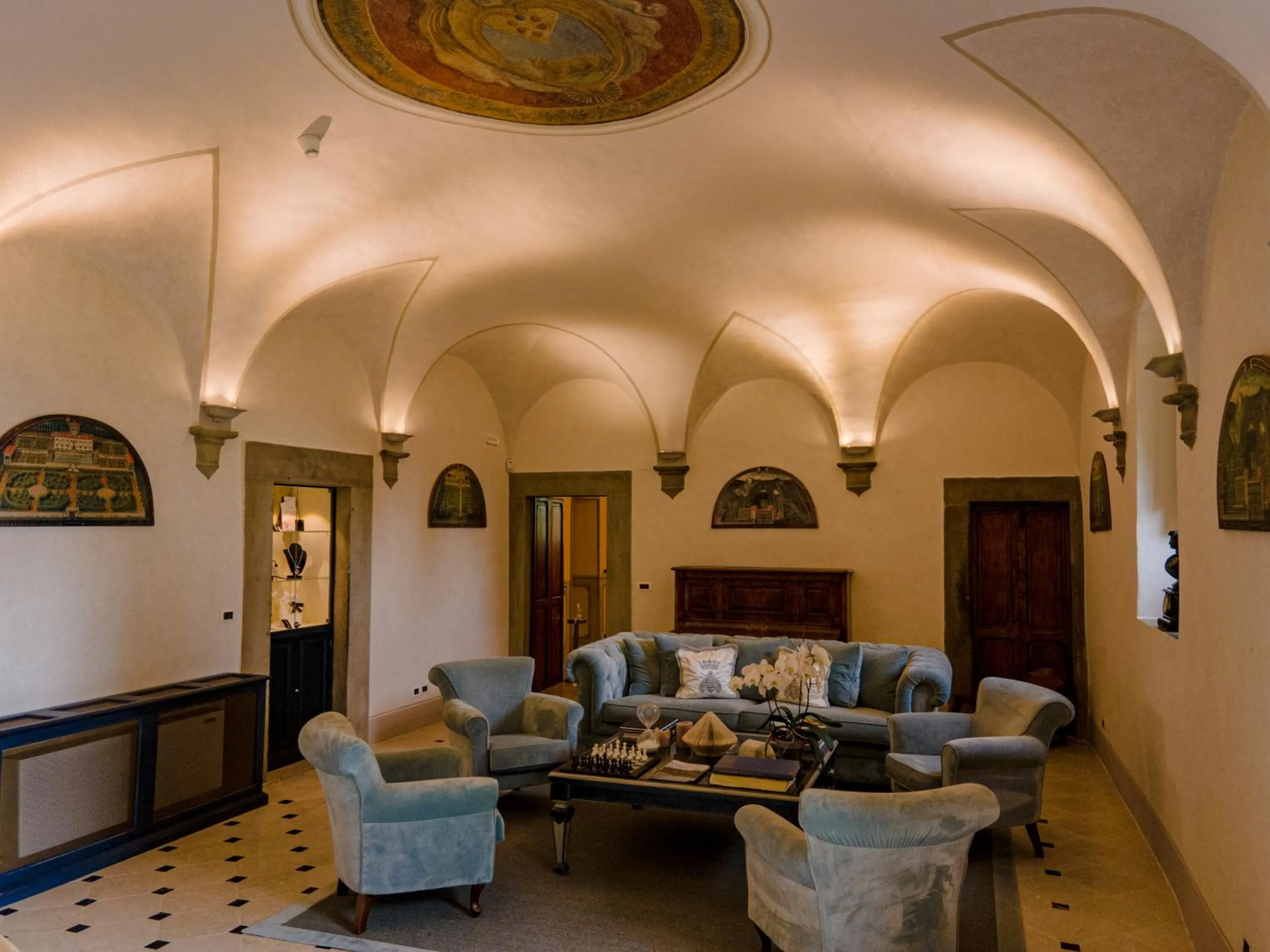 Lobby or reception in Villa di Piazzano - Small Luxury Hotels of the World