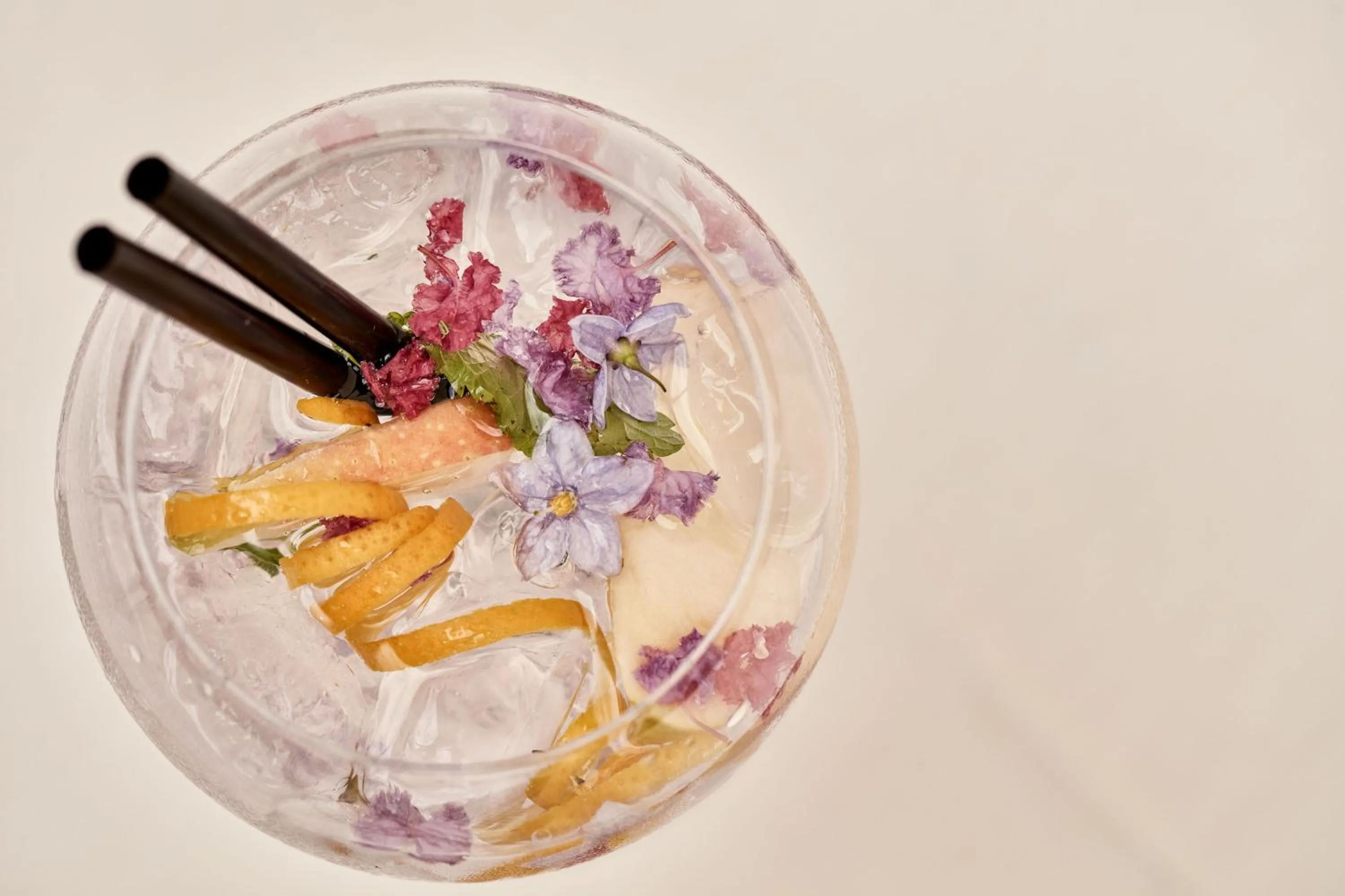 Drinks in Villa di Piazzano - Small Luxury Hotels of the World