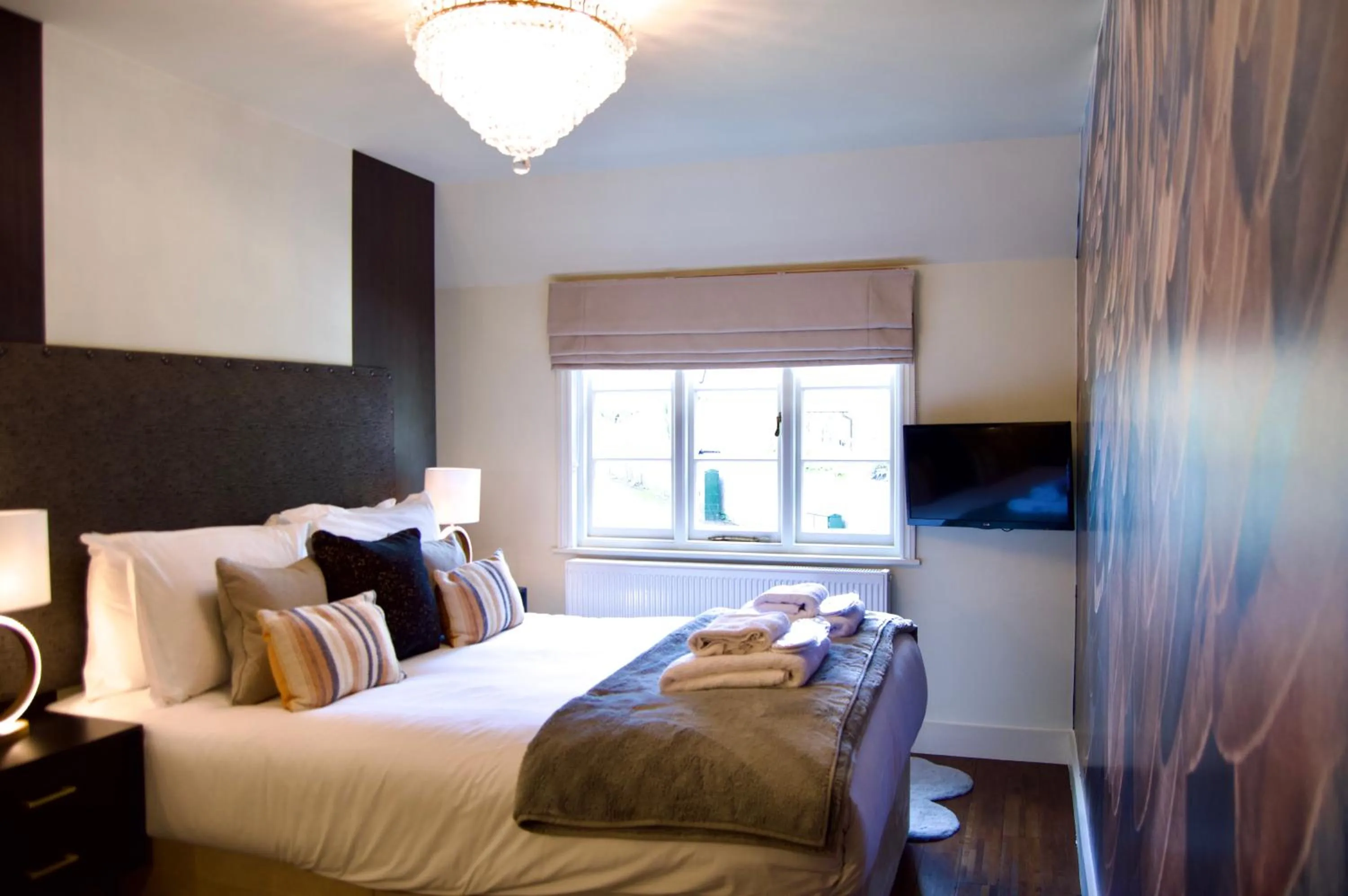 Bedroom, Bed in The Nest Hotel & Restaurant