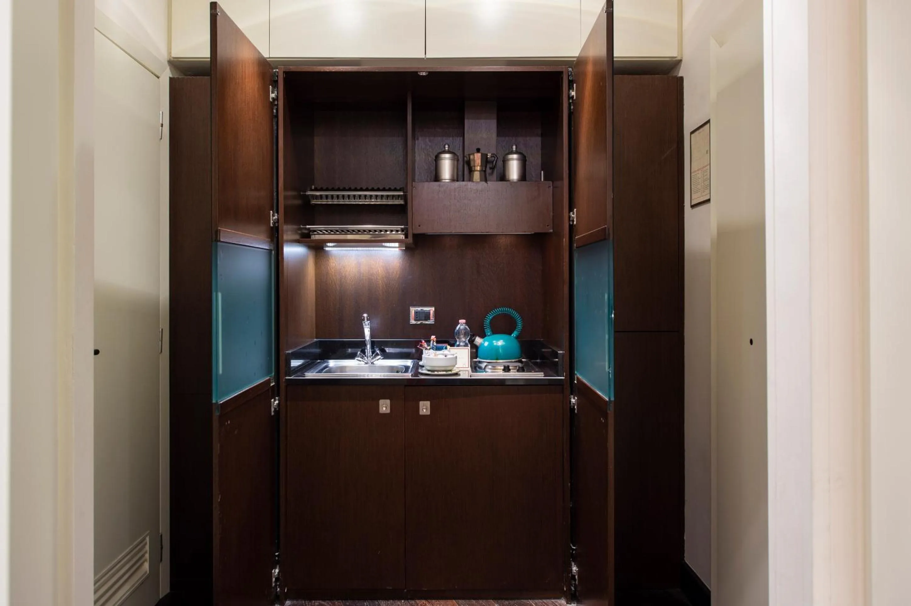 Kitchen or kitchenette in Art Hotel Orologio