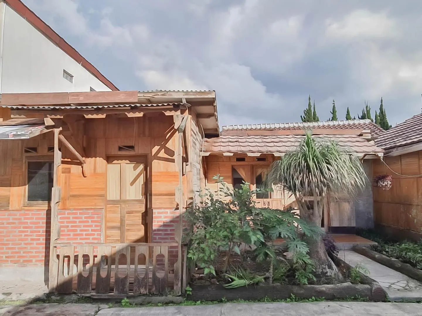 Property building in Family Guest House Lembang RedPartner