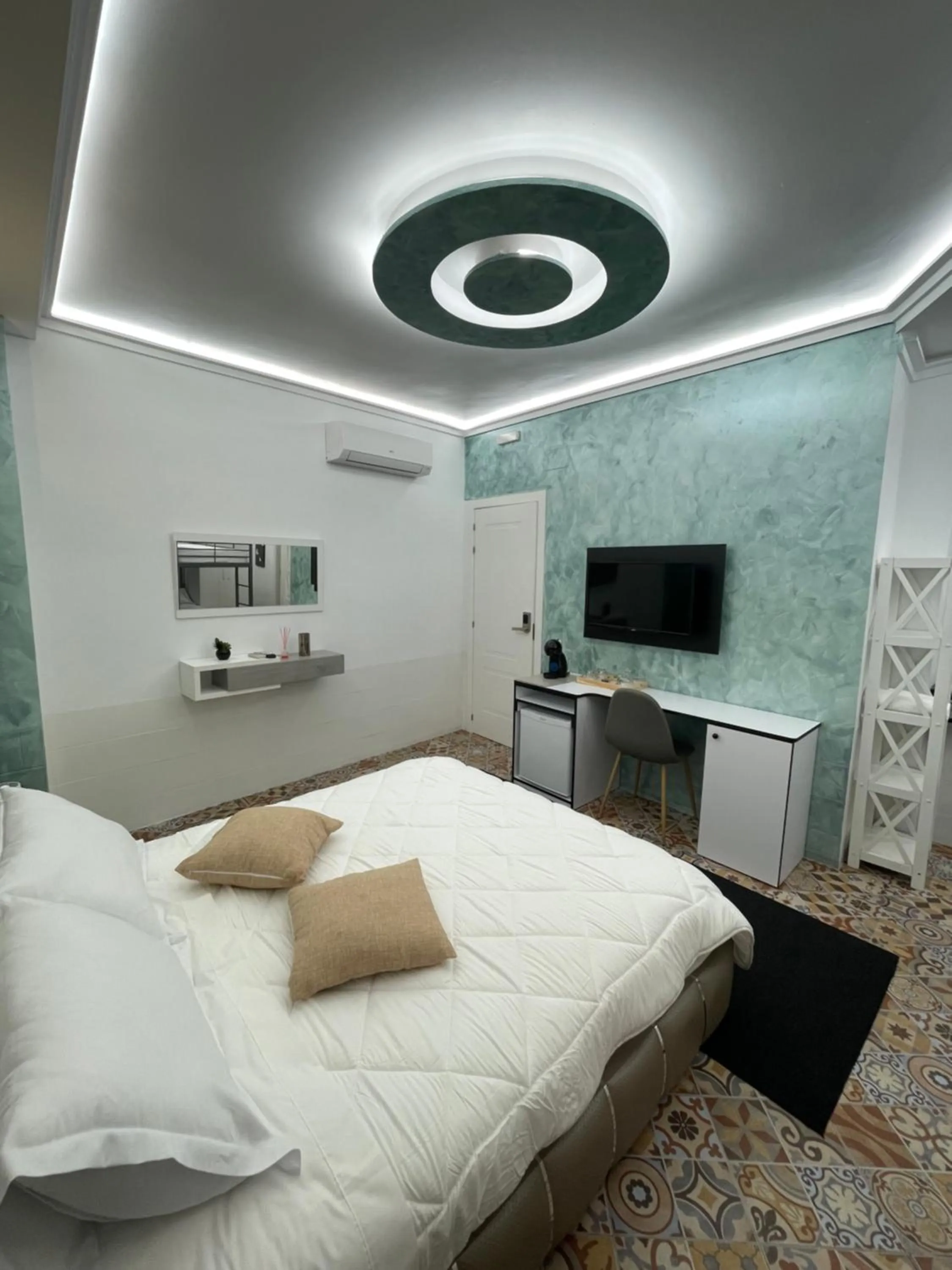 Bed in Galeon Boutique Hotel