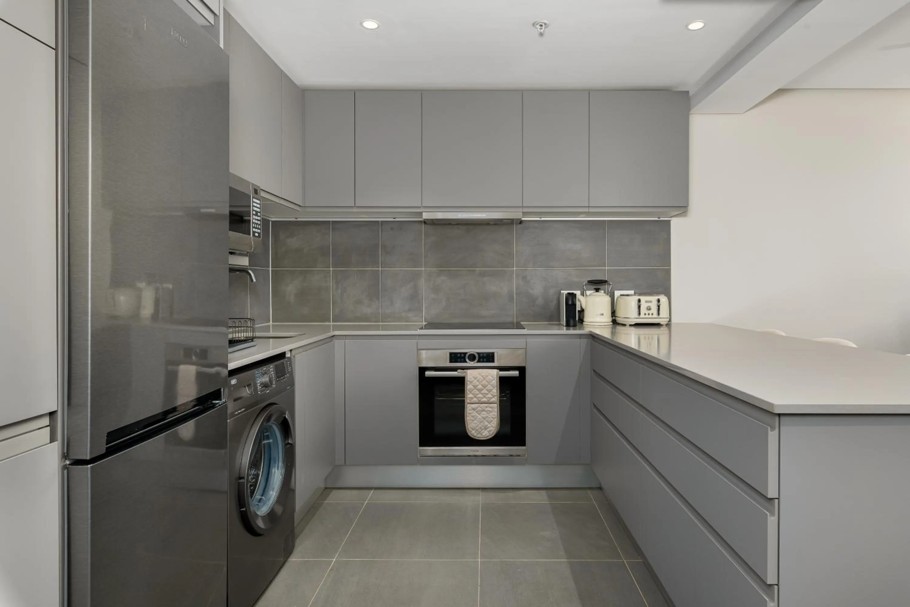 117 on Strand Luxury Apartments