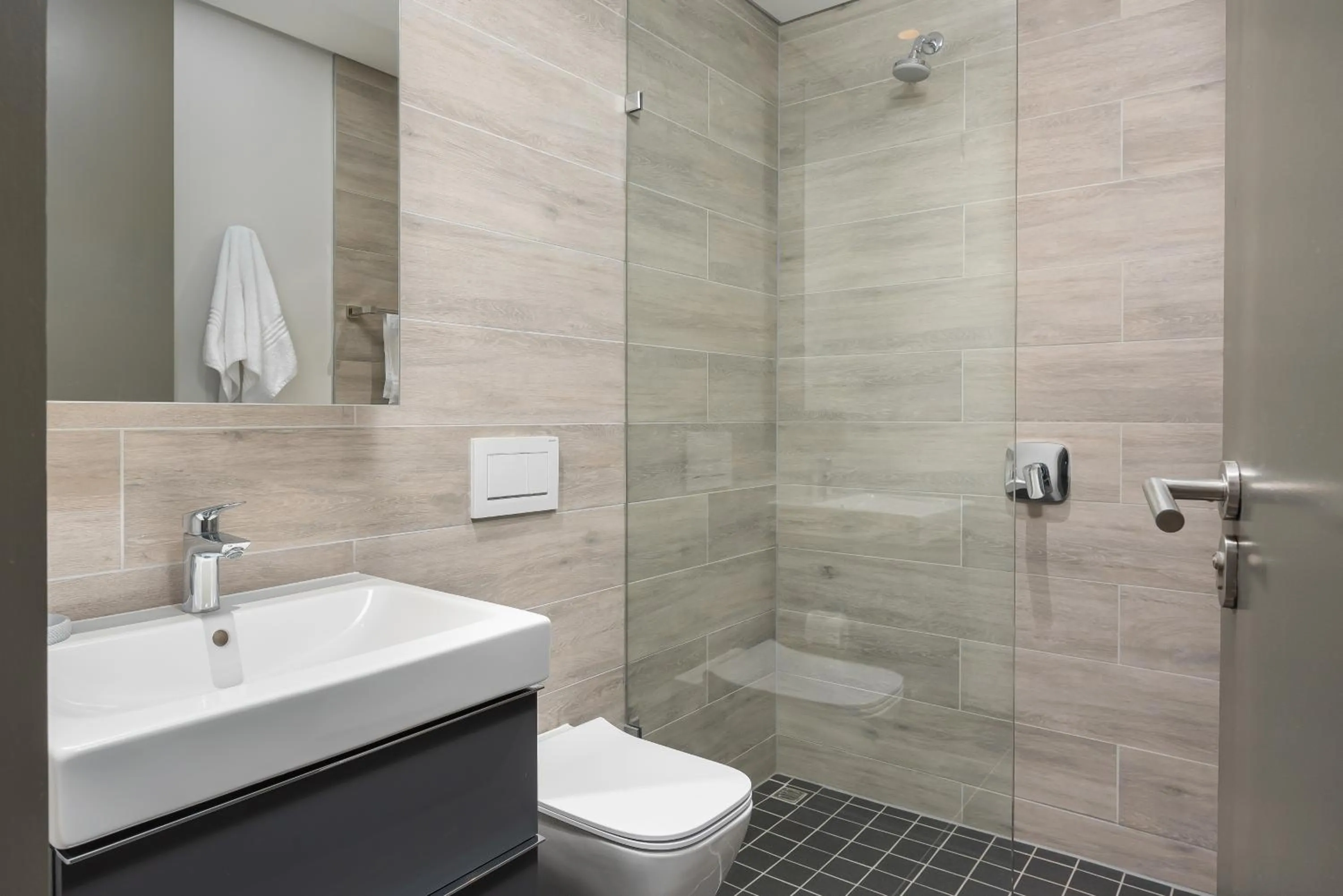 117 on Strand Luxury Apartments