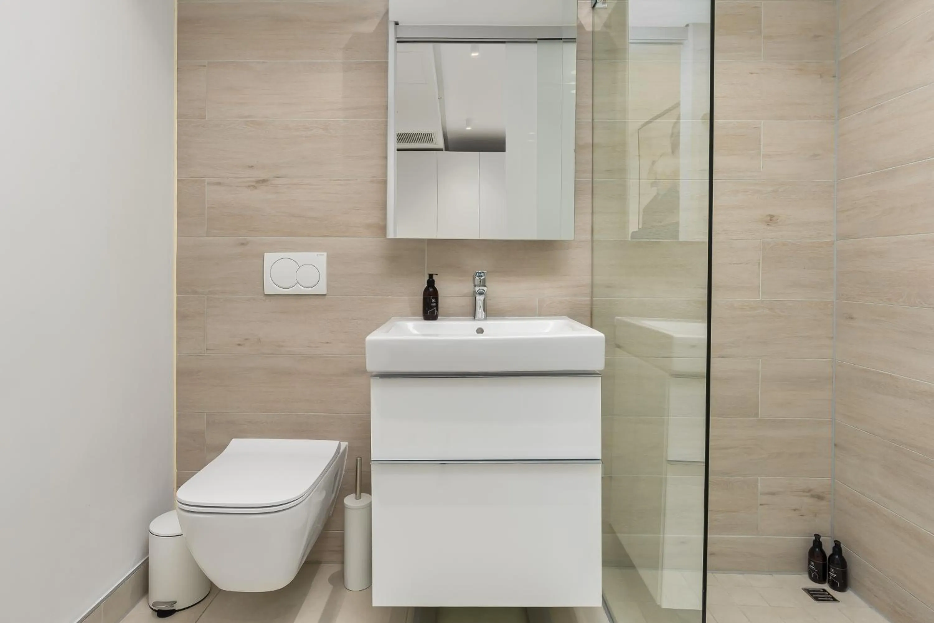 117 on Strand Luxury Apartments