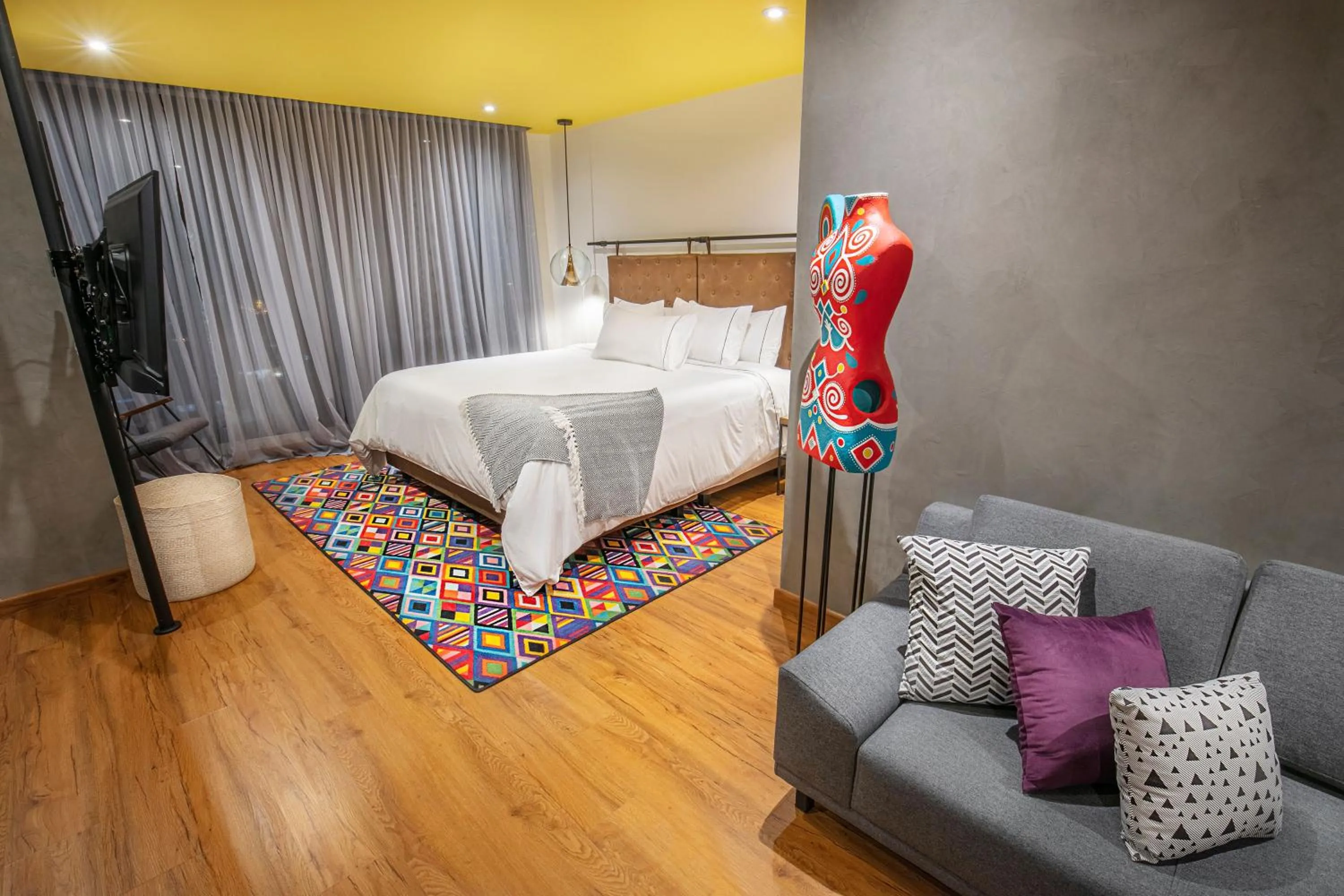 Photo of the whole room, Bed in Hotel V1501