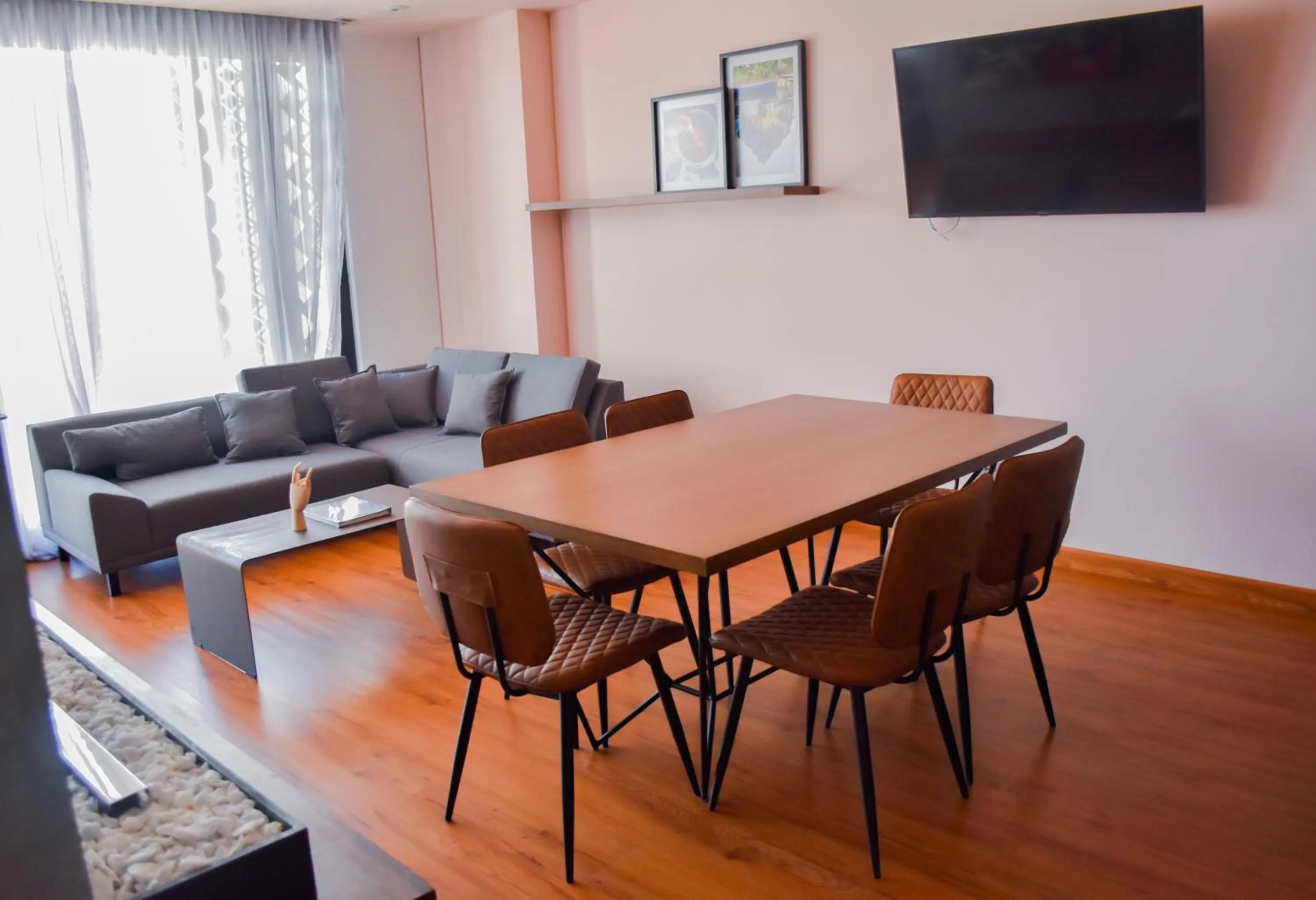 Dining area in Hotel V1501