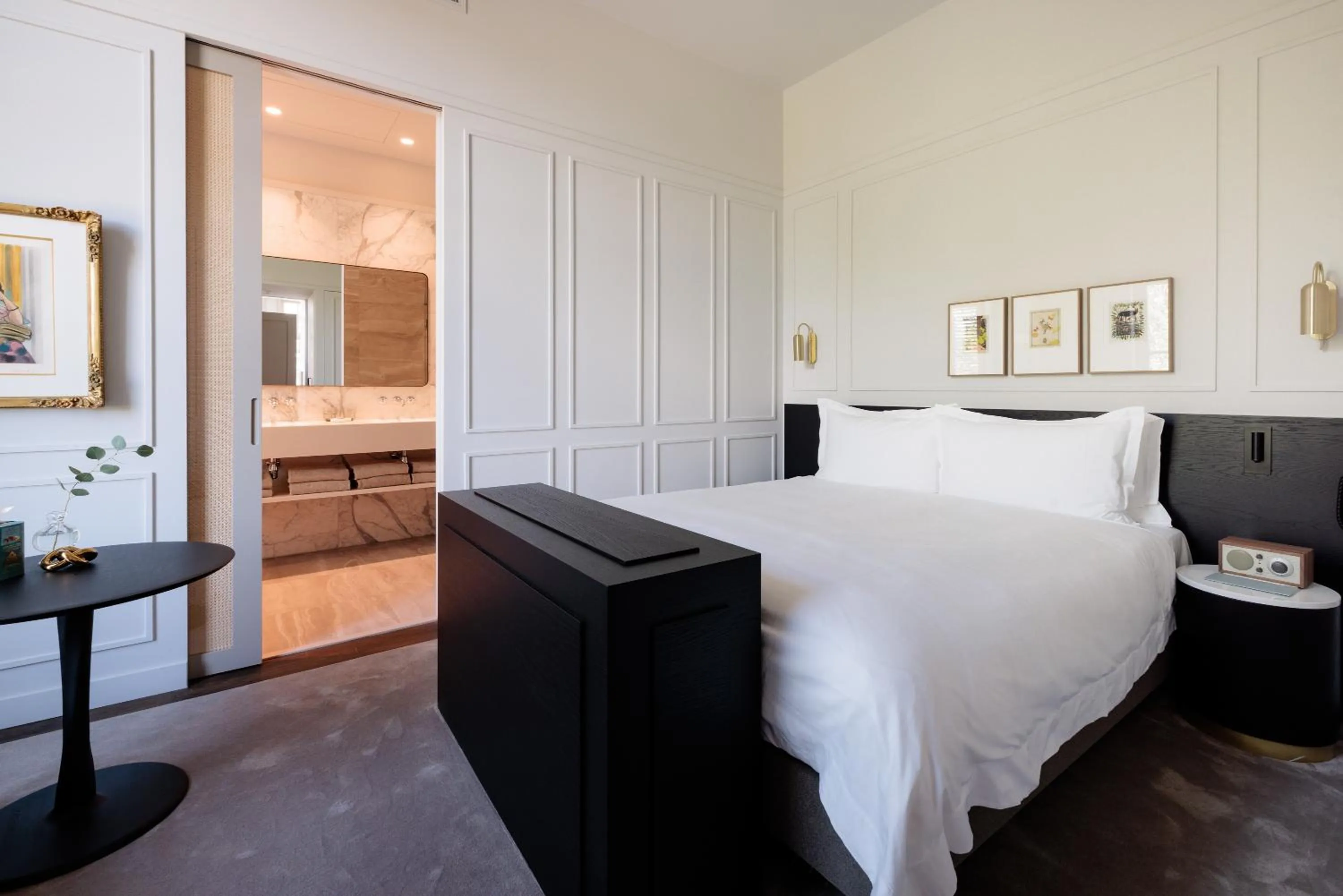 Bedroom, Bed in Pillows Grand Boutique Hotel Maurits at the Park - Small Luxury Hotels