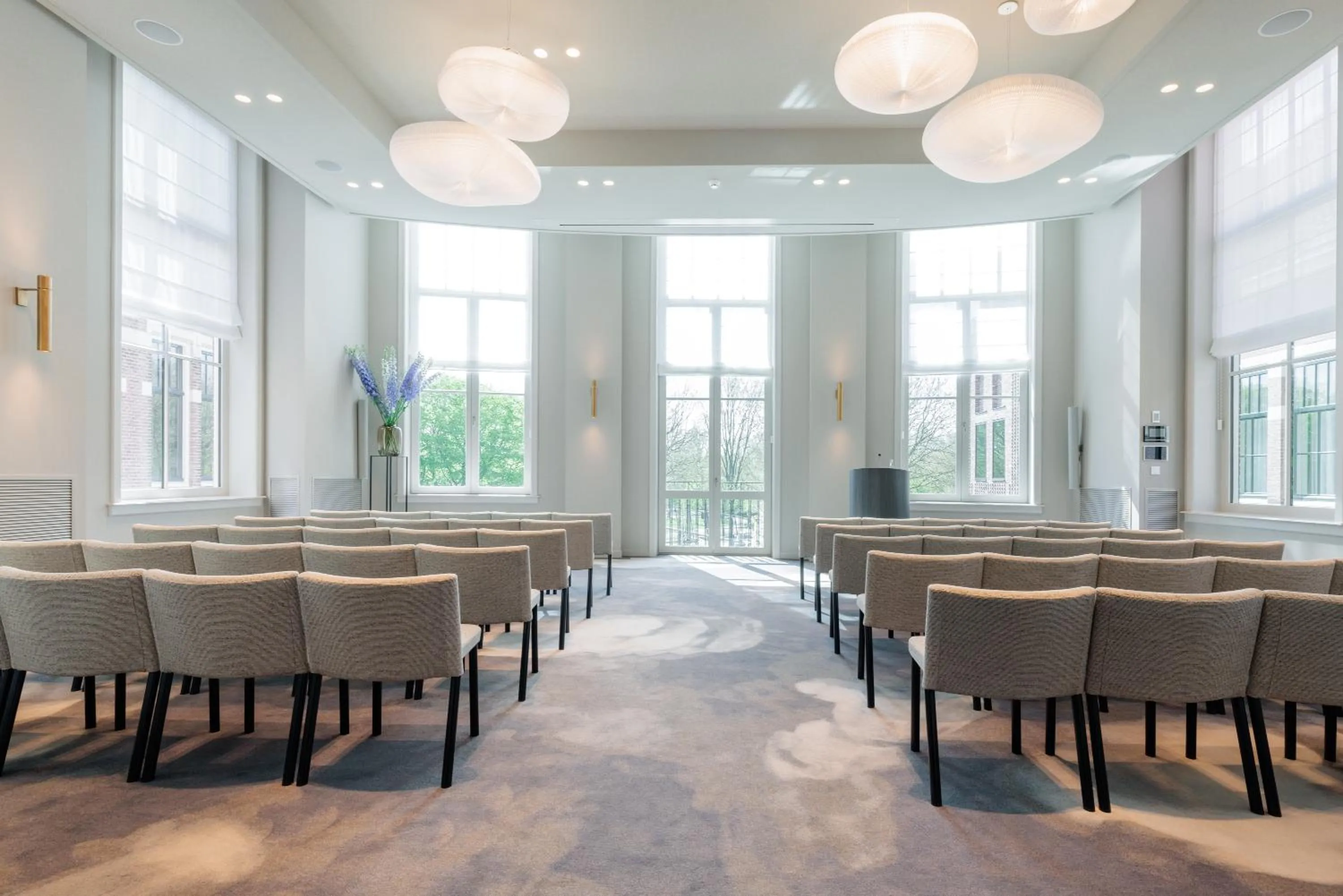 wedding in Pillows Grand Boutique Hotel Maurits at the Park - Small Luxury Hotels