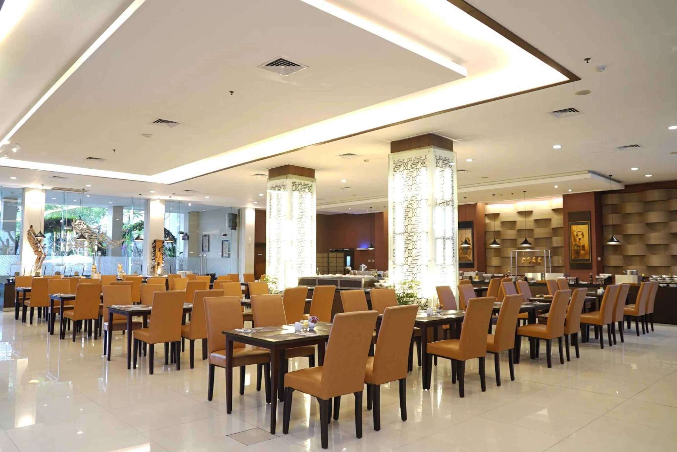Restaurant/places to eat in Riss Hotel Malioboro