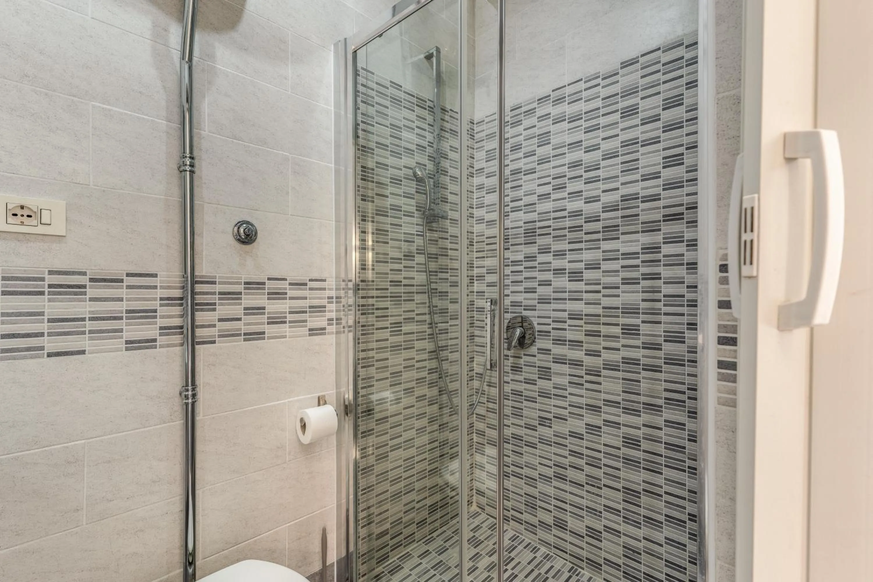 Bathroom in Hotel Planet