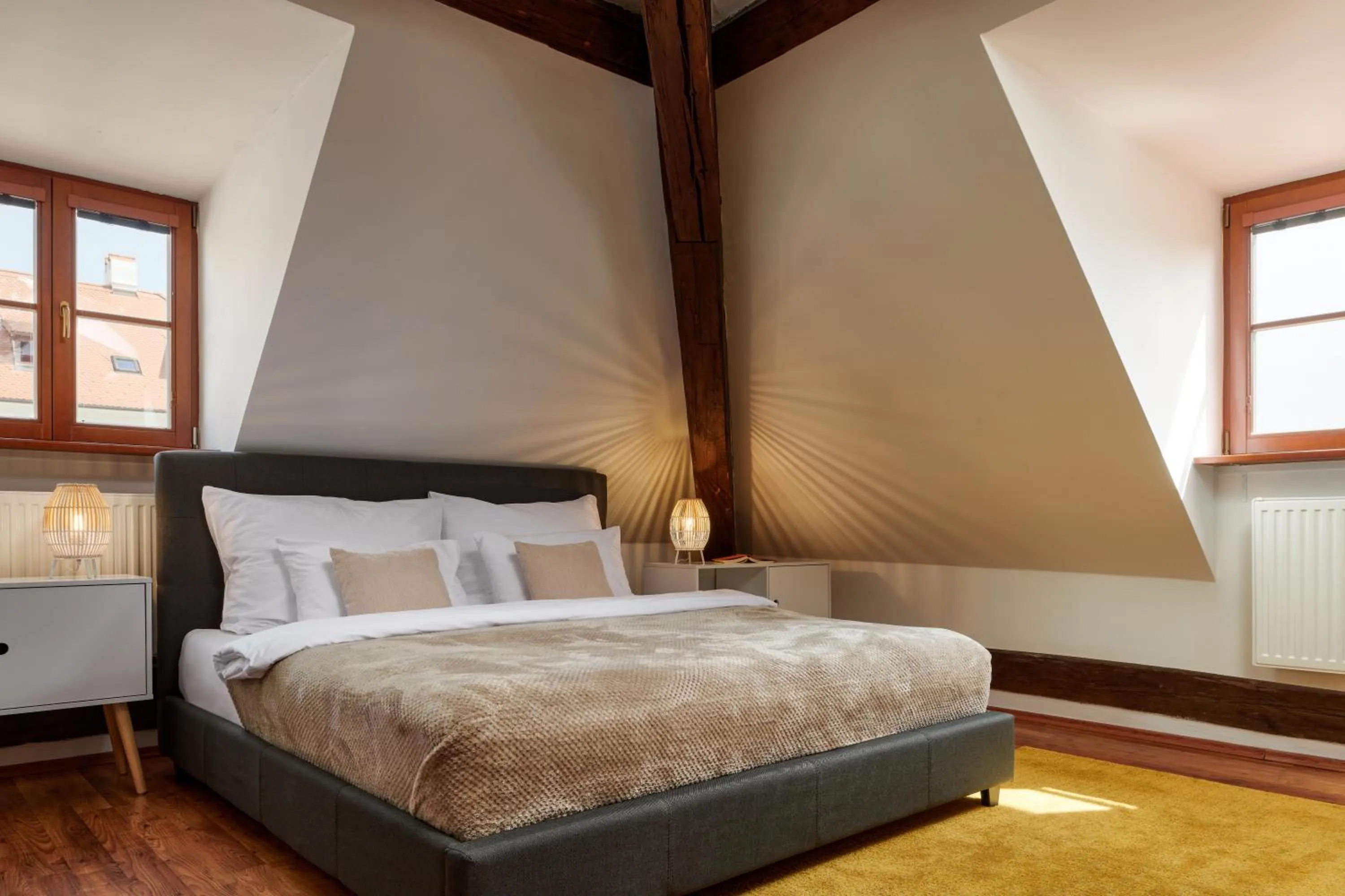 Bed in Orangerie Garden by KH