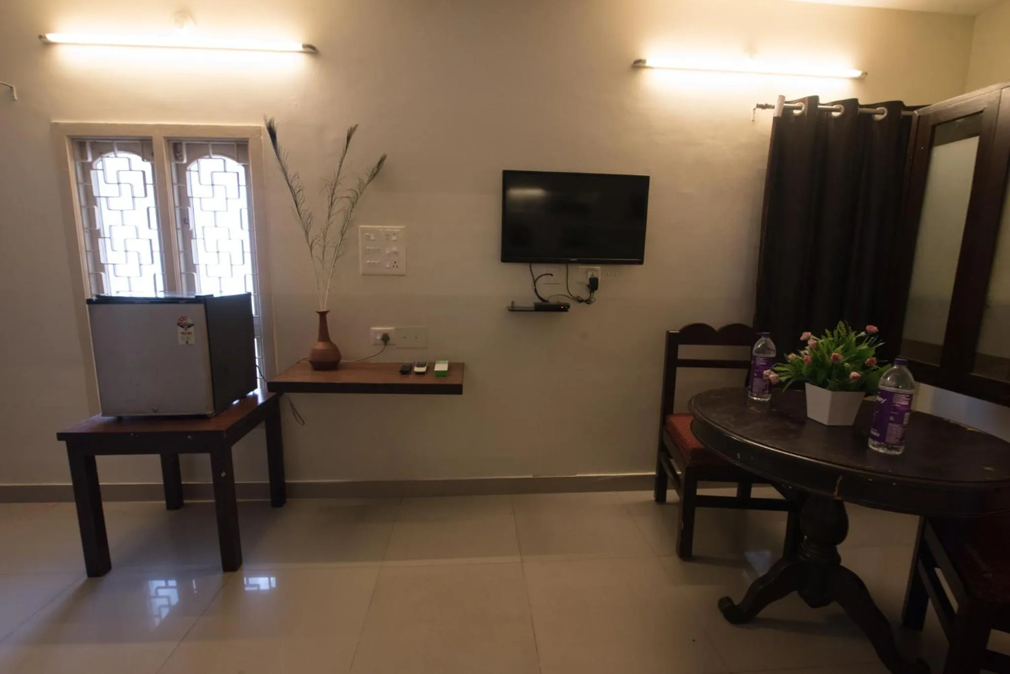 TV and multimedia in Arunik Inn