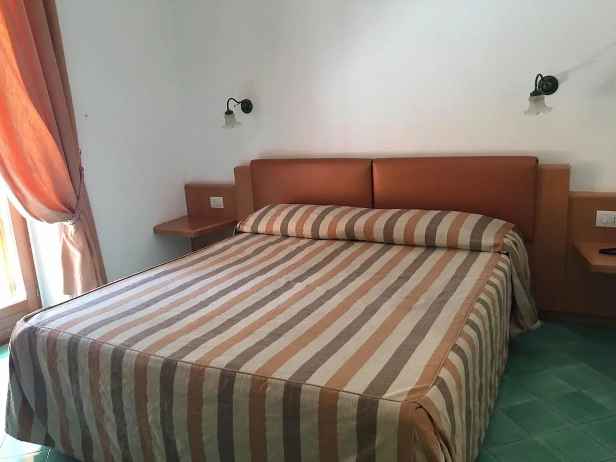 Bedroom, Bed in Hotel Villa Maria