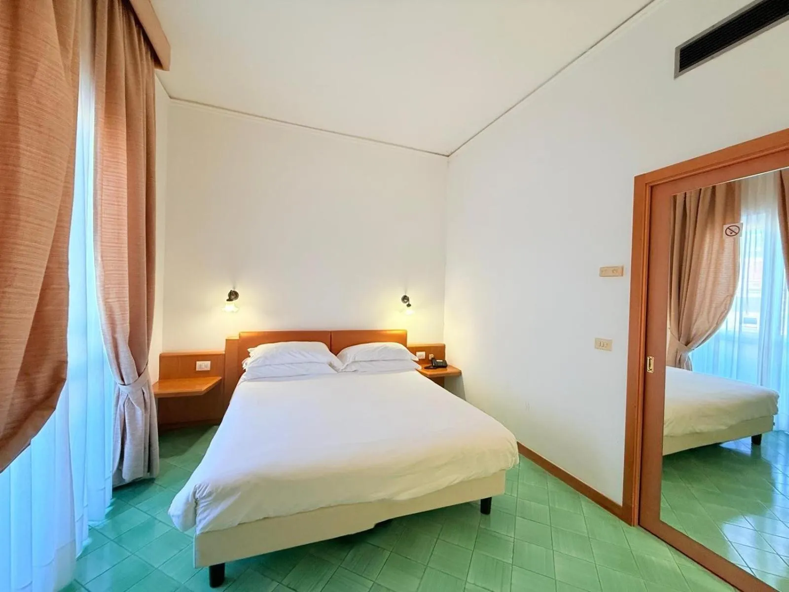 Bedroom, Bed in Hotel Villa Maria