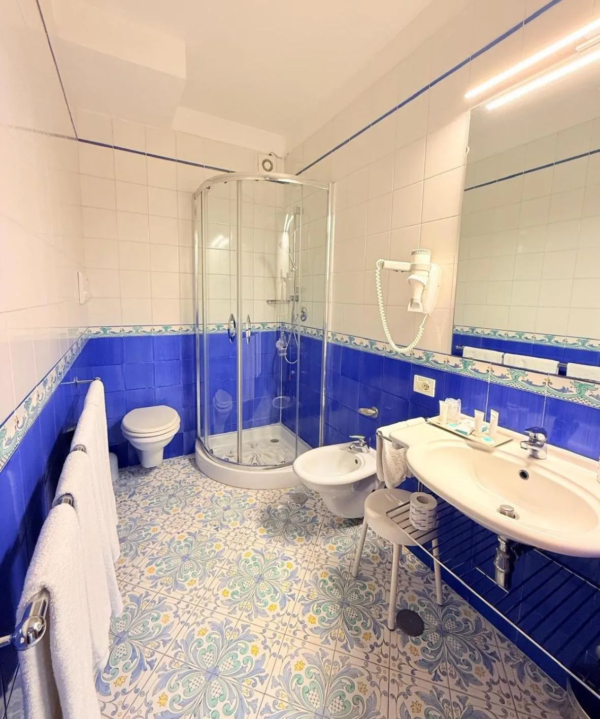 Bathroom in Hotel Villa Maria