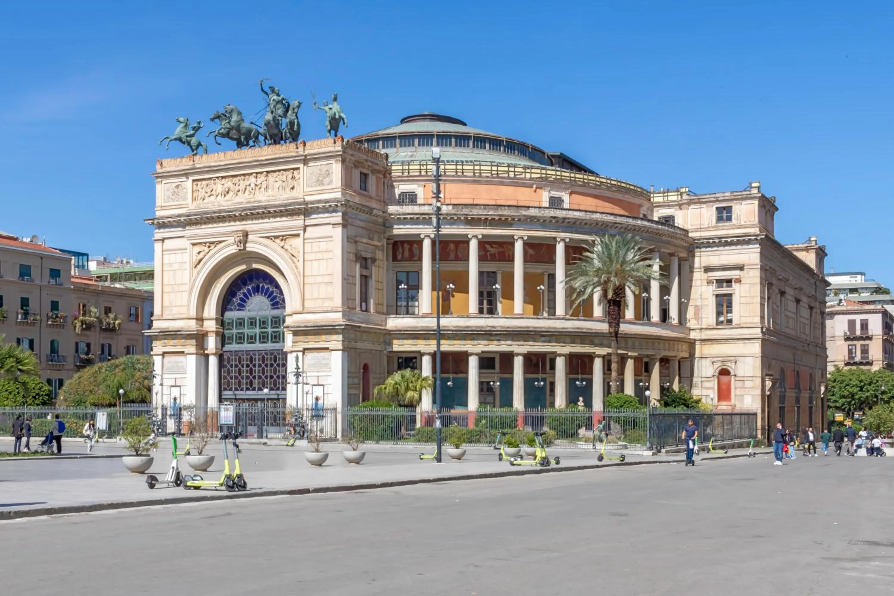 Nearby landmark in A Casa di Amici