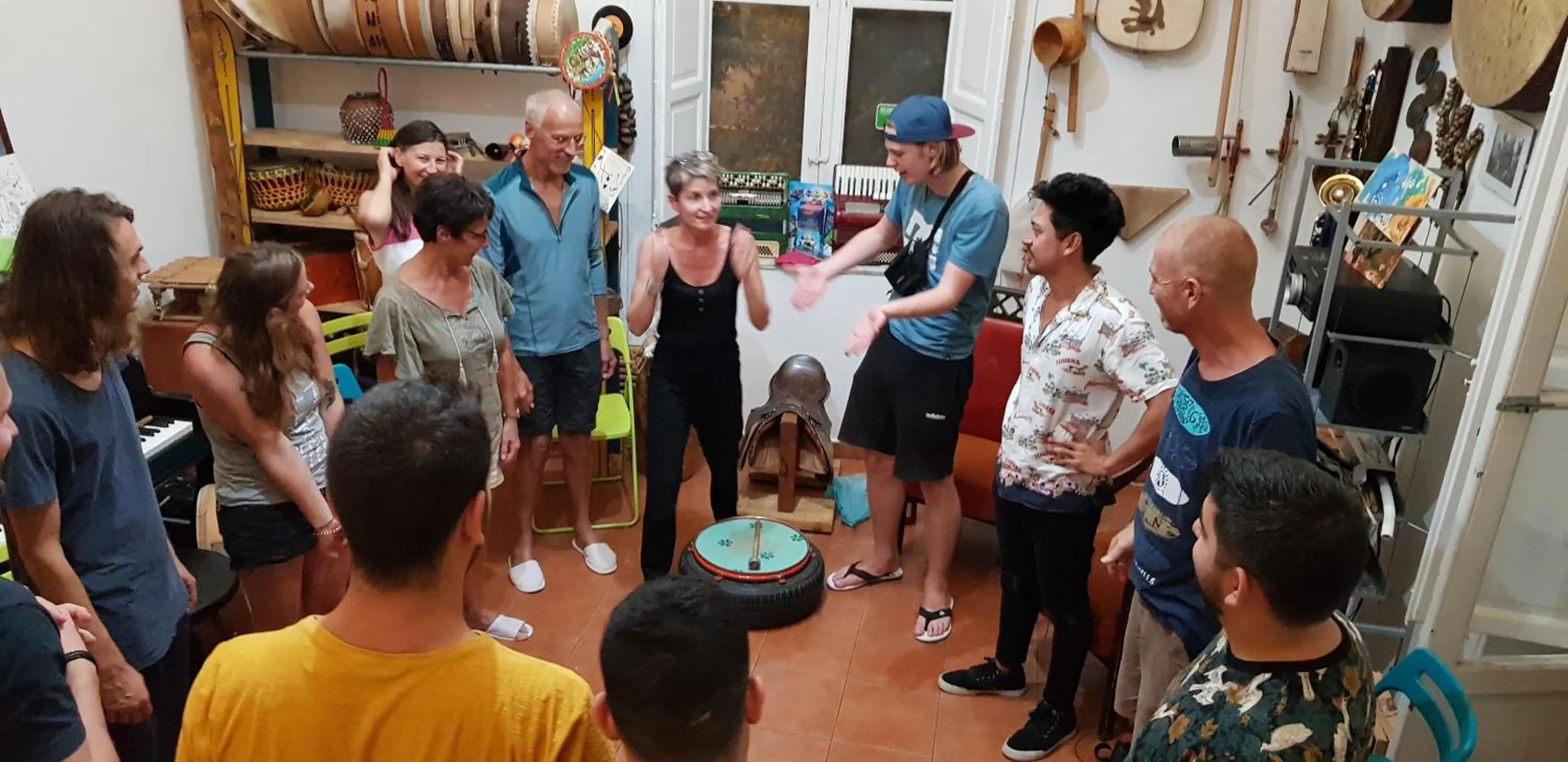 Communal lounge/ TV room in A Casa di Amici