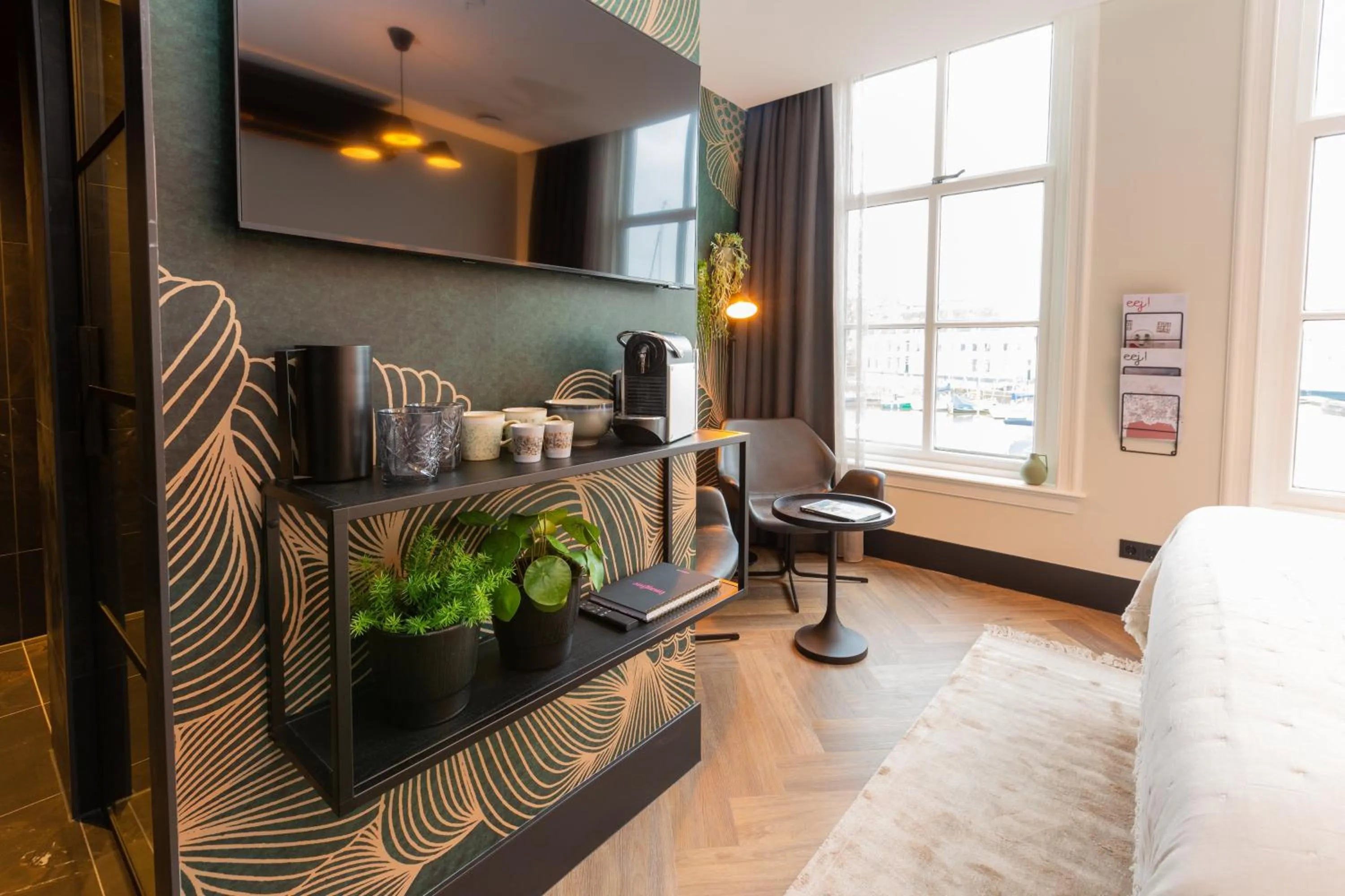 TV and multimedia in Boutiquehotel Princenjagt