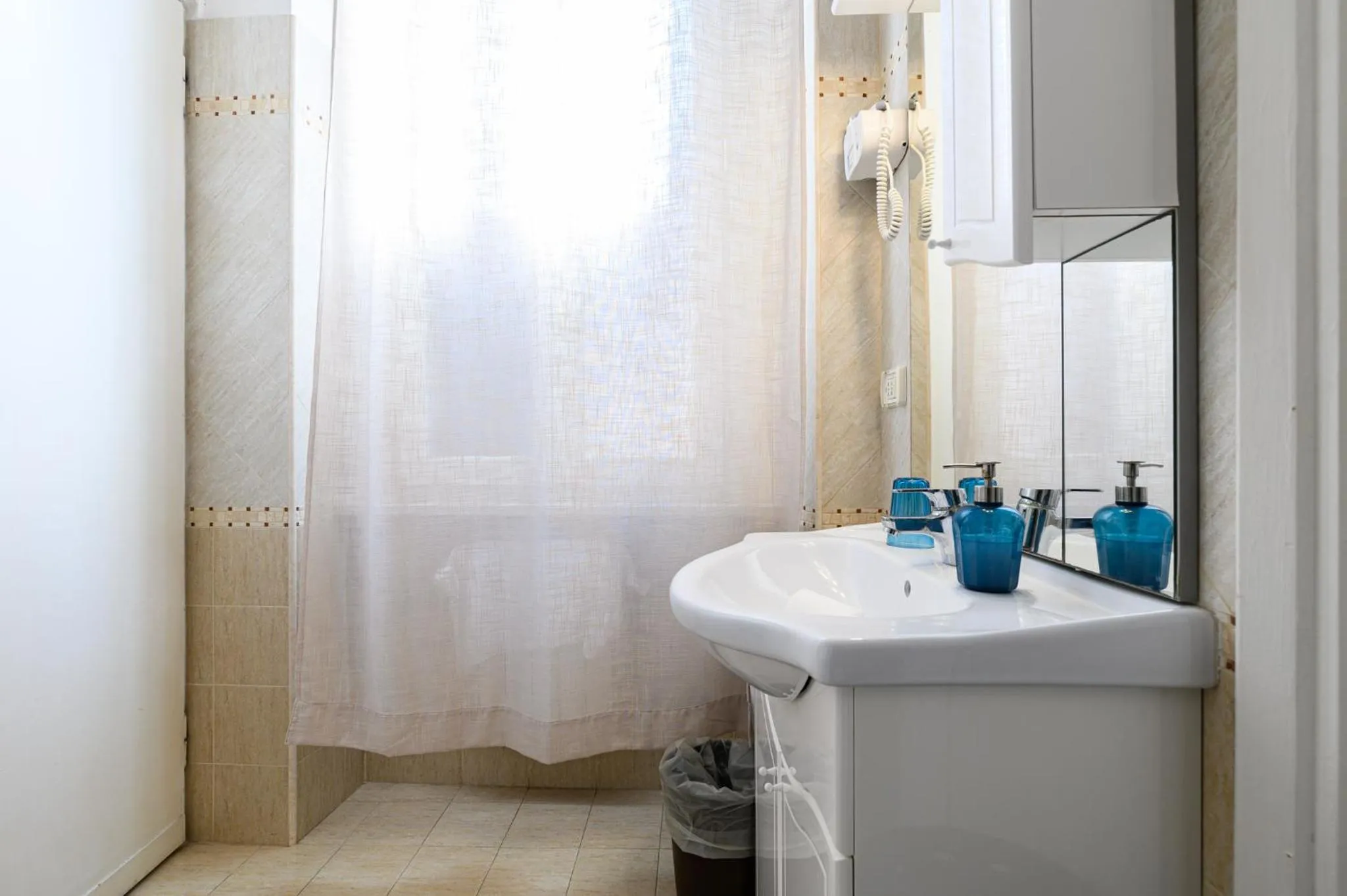 Bathroom in Hotel Julia