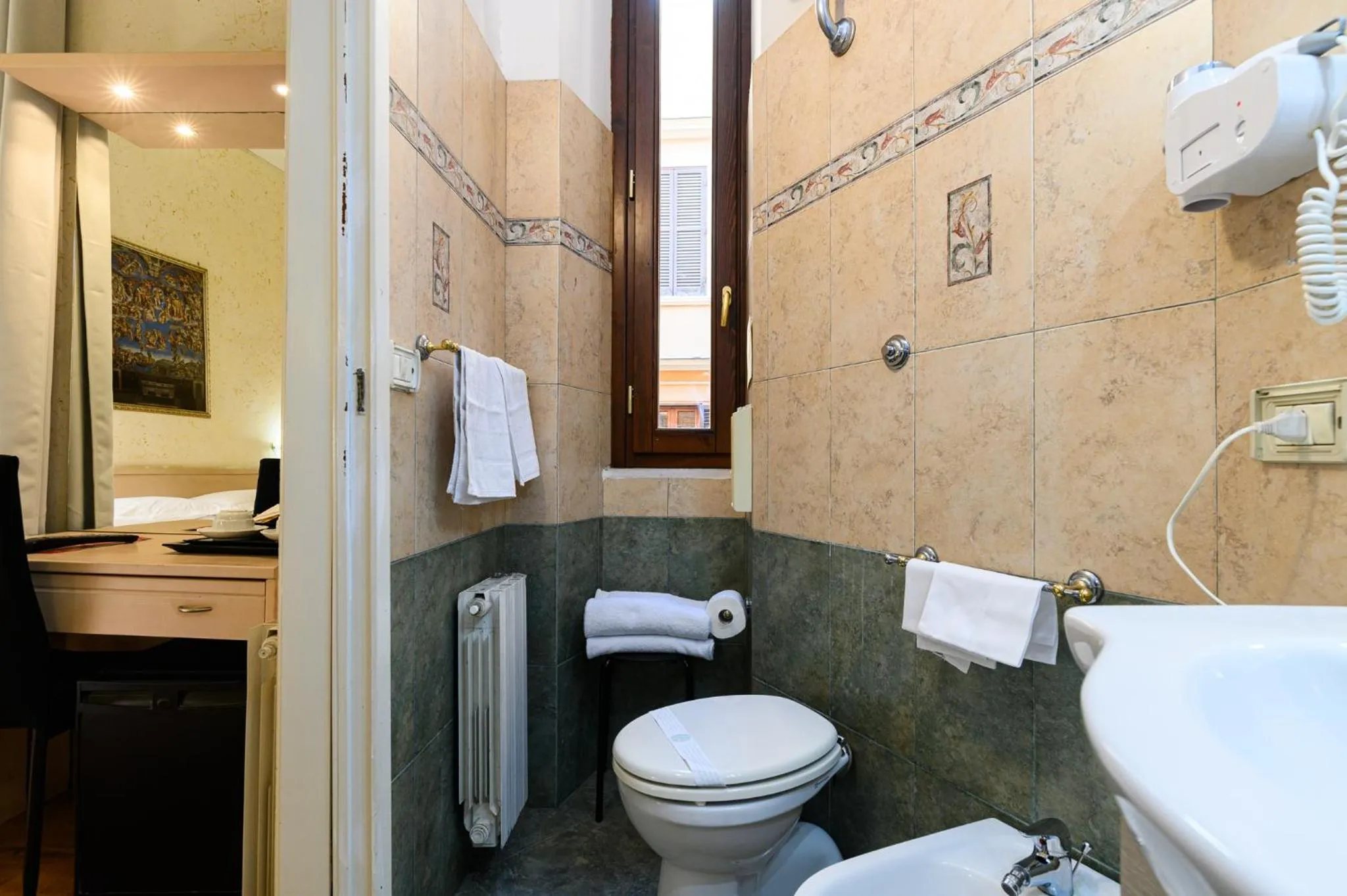 Toilet in Hotel Julia