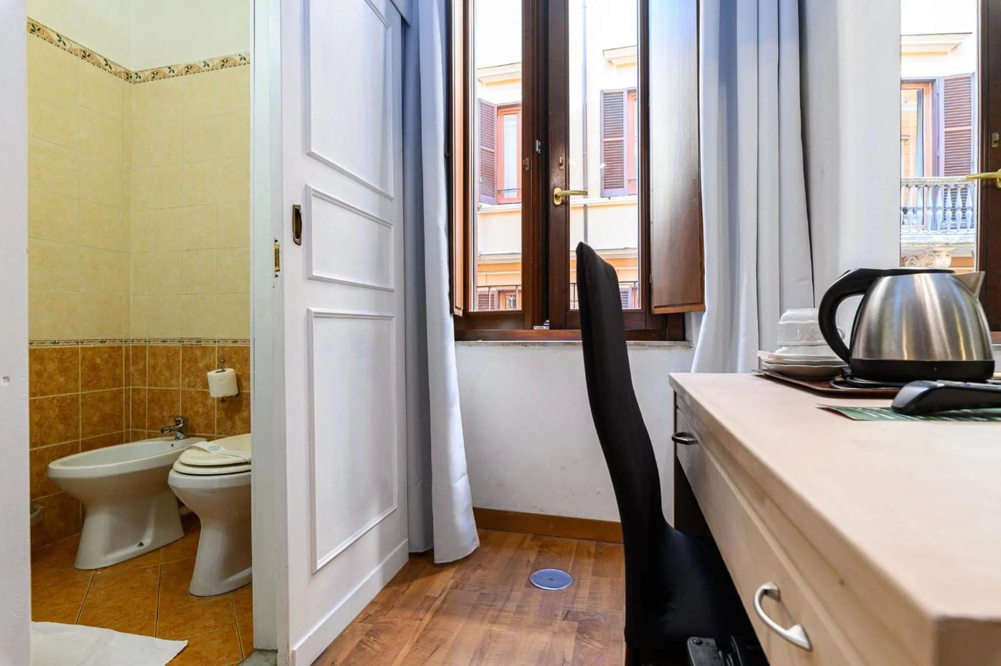 Bathroom in Hotel Julia