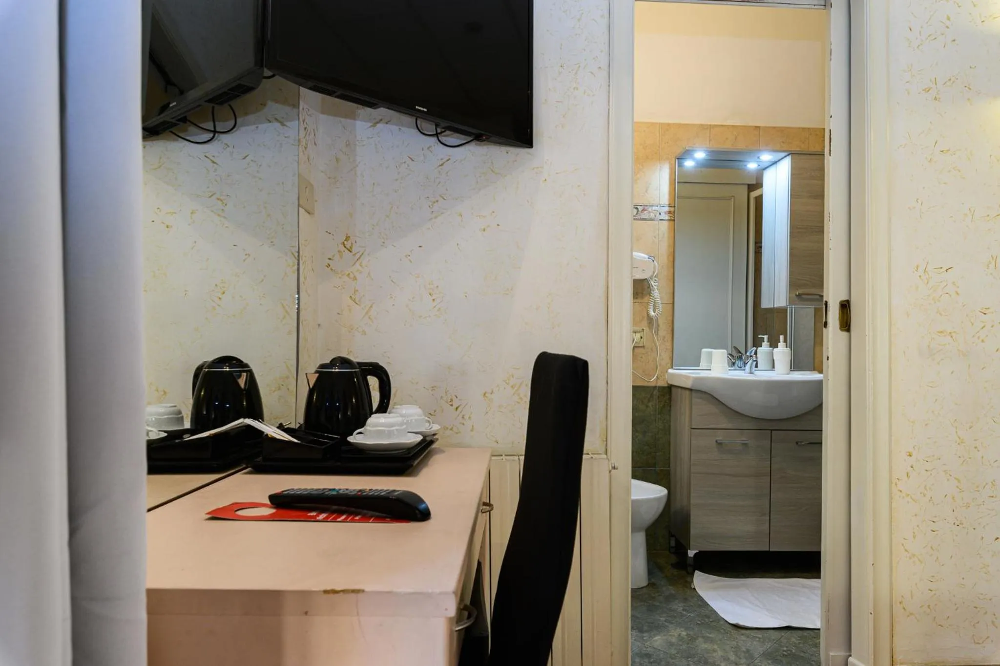 Bathroom in Hotel Julia