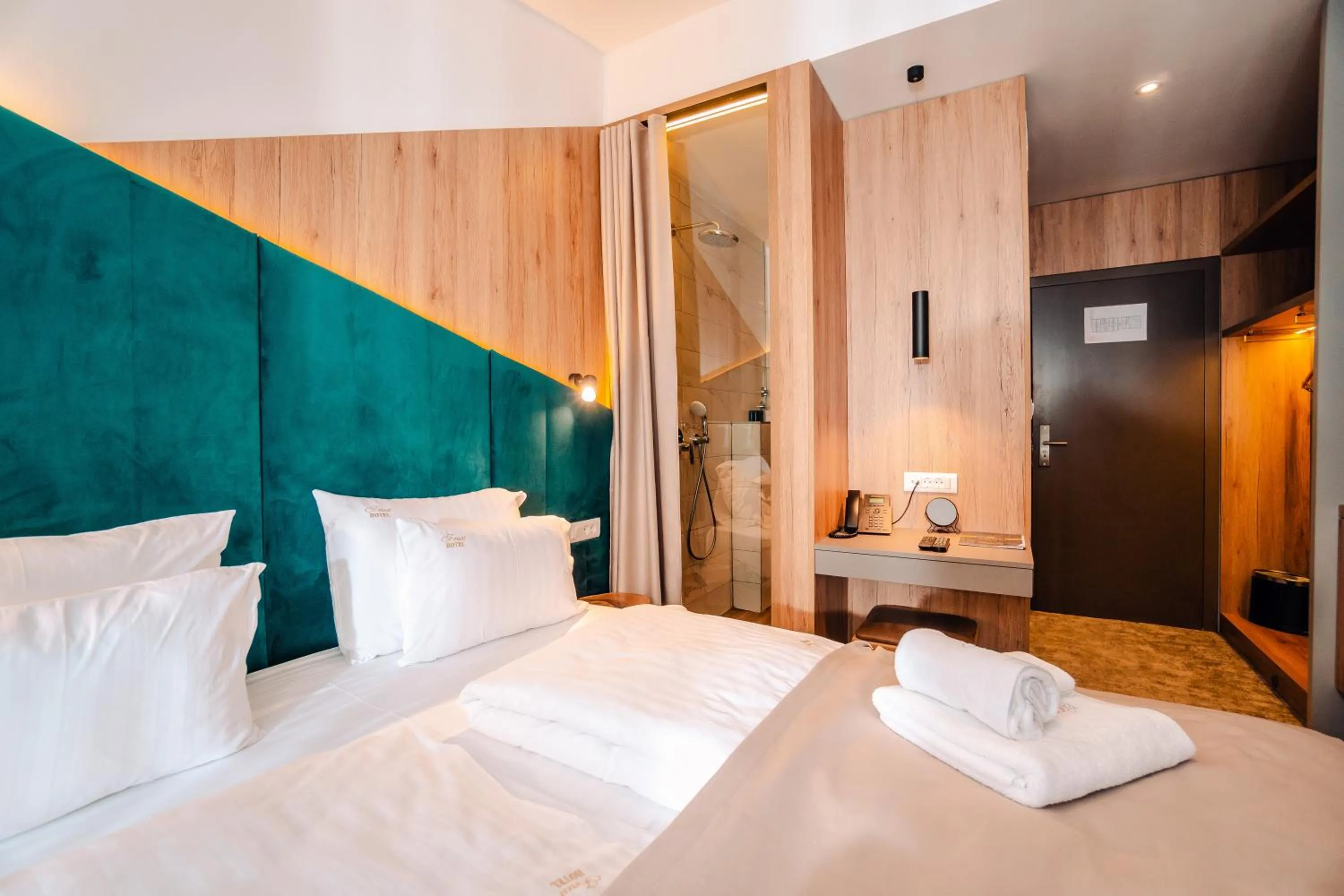 Photo of the whole room, Bed in Hotel Forest