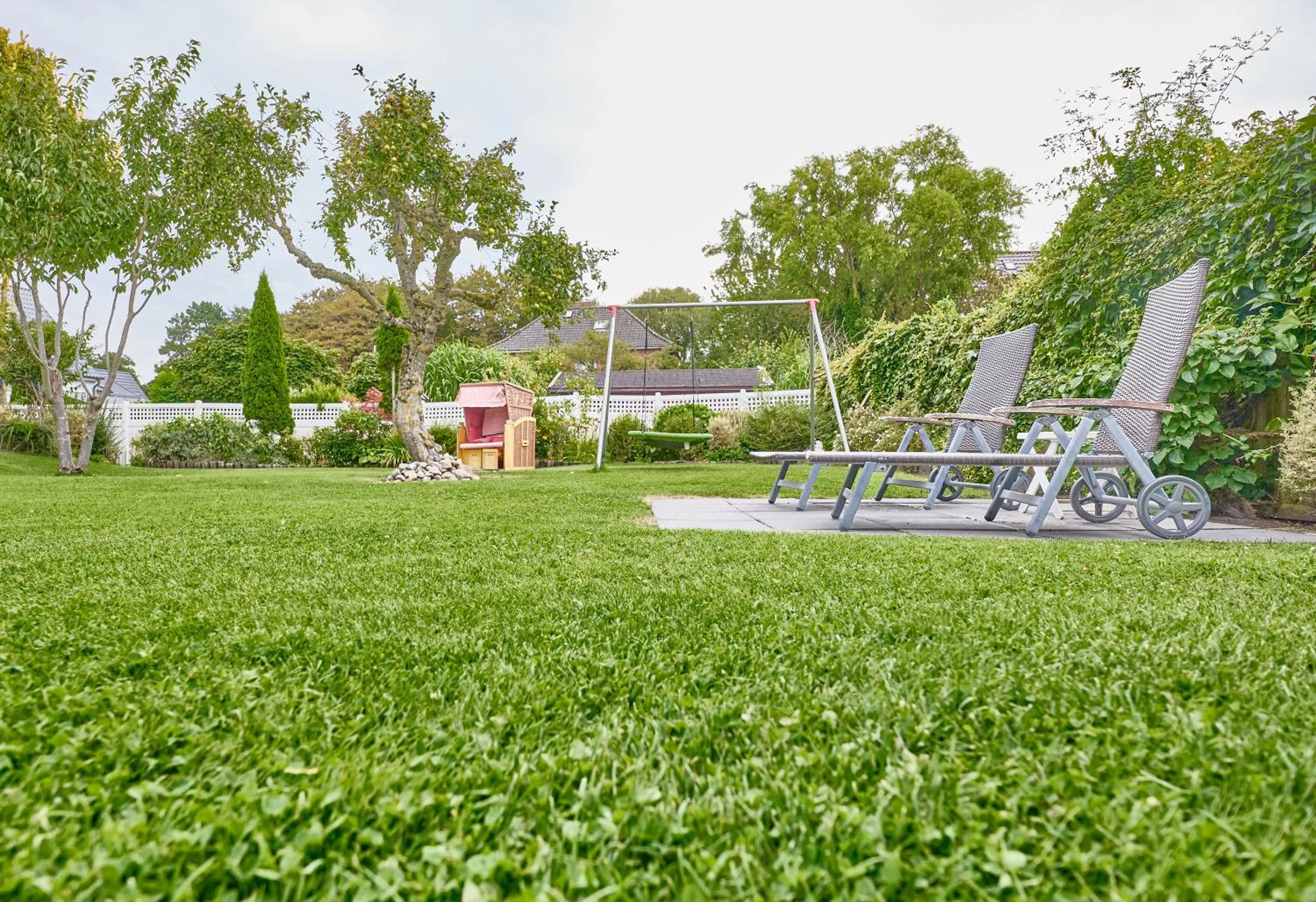 Garden view in Haus Mühlentrift Döse