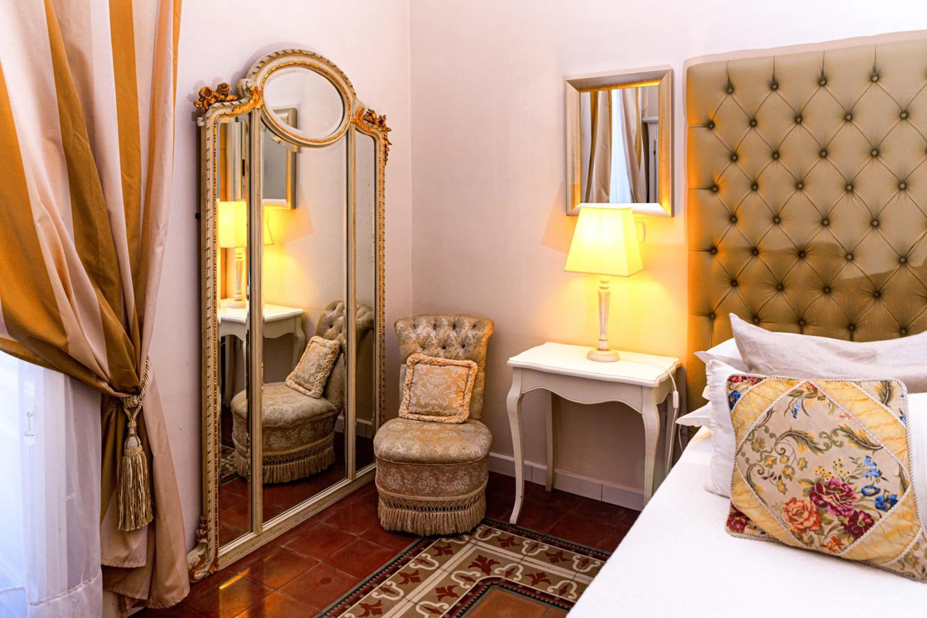 Photo of the whole room, Bed in B&B Palazzo Cerami