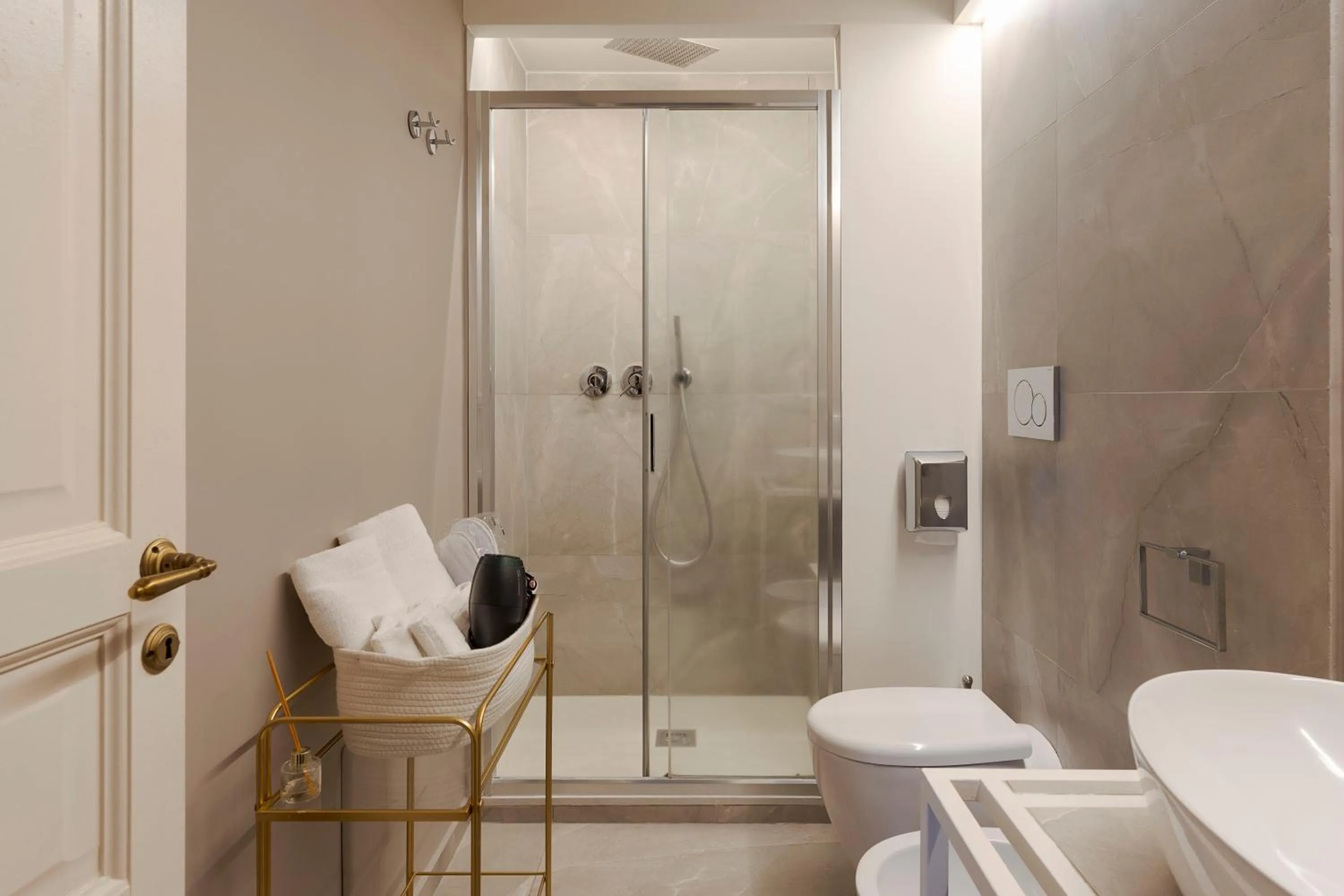 Shower in B&B Palazzo Cerami