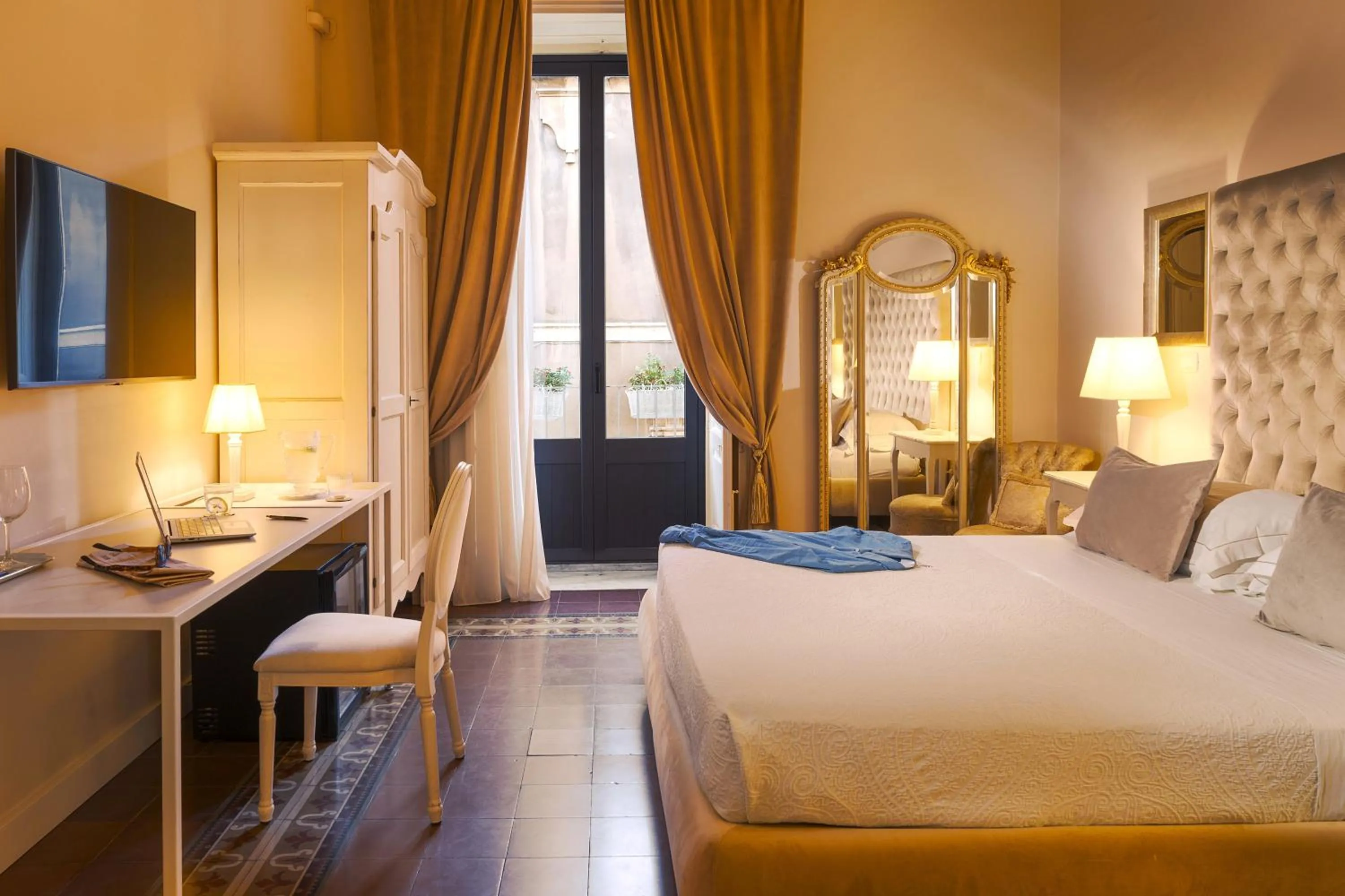 Bedroom, Bed in B&B Palazzo Cerami