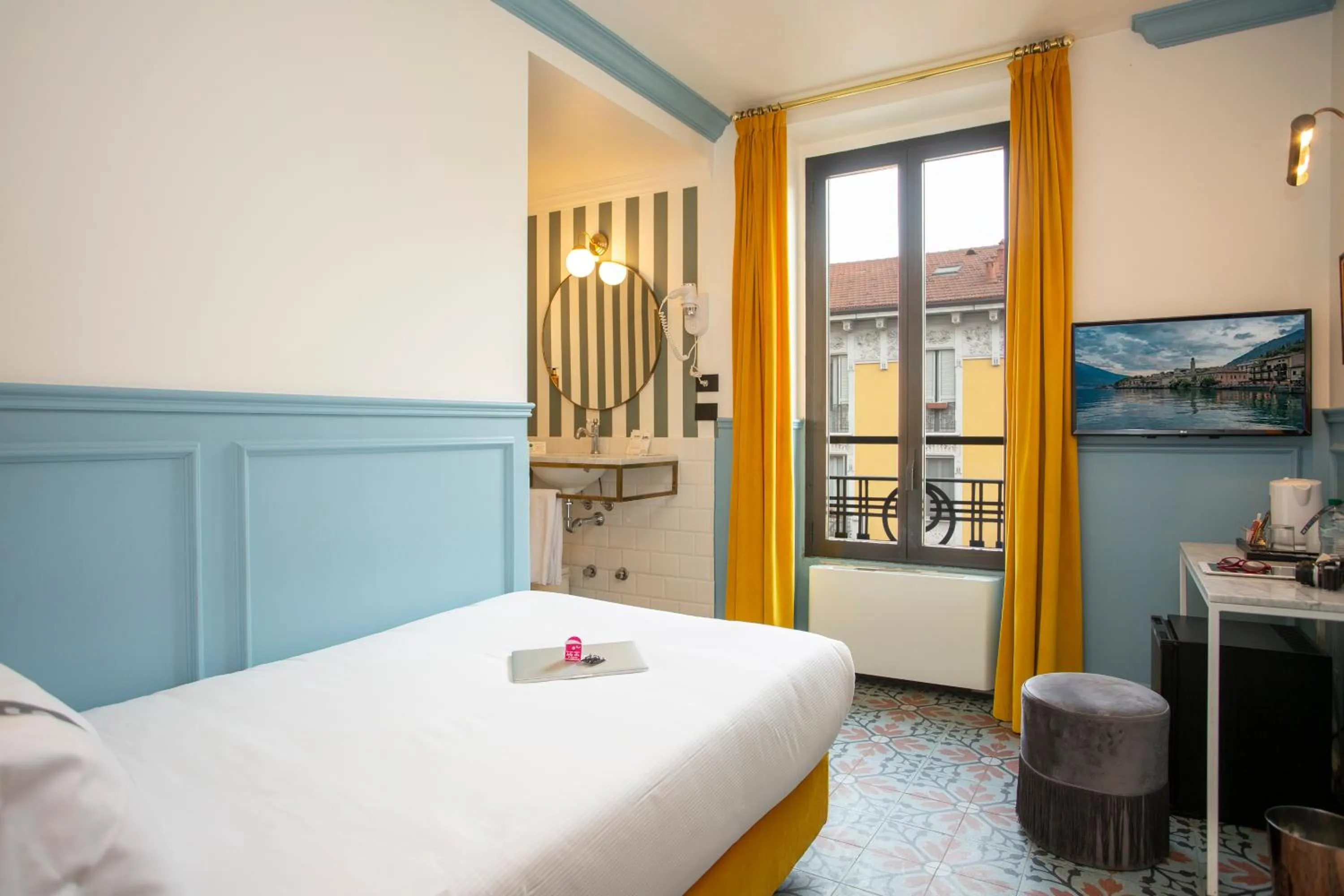 Photo of the whole room, Bed in Casual Eclettico Milano