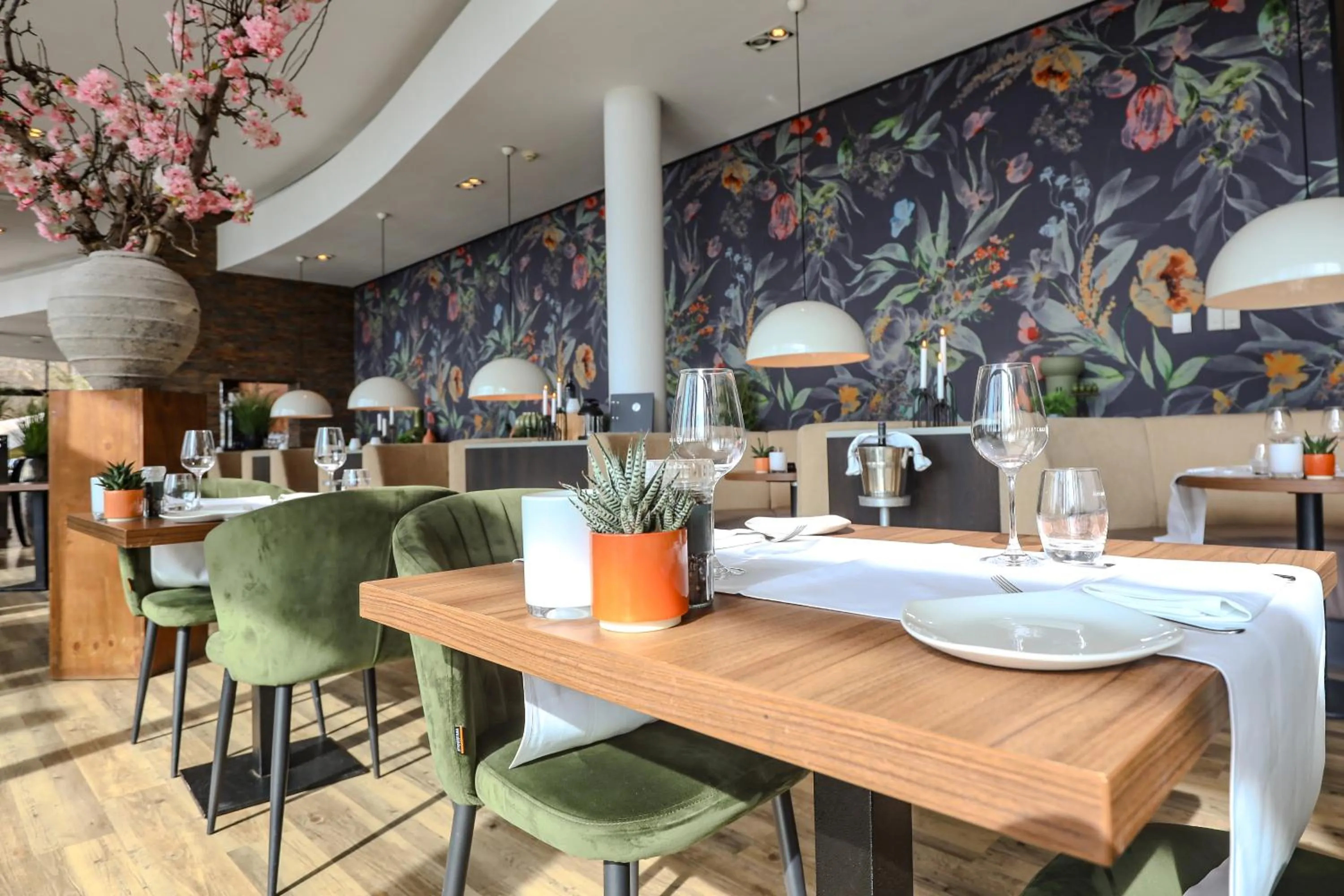 Restaurant/places to eat in Fletcher Hotel-Restaurant de Wageningsche Berg