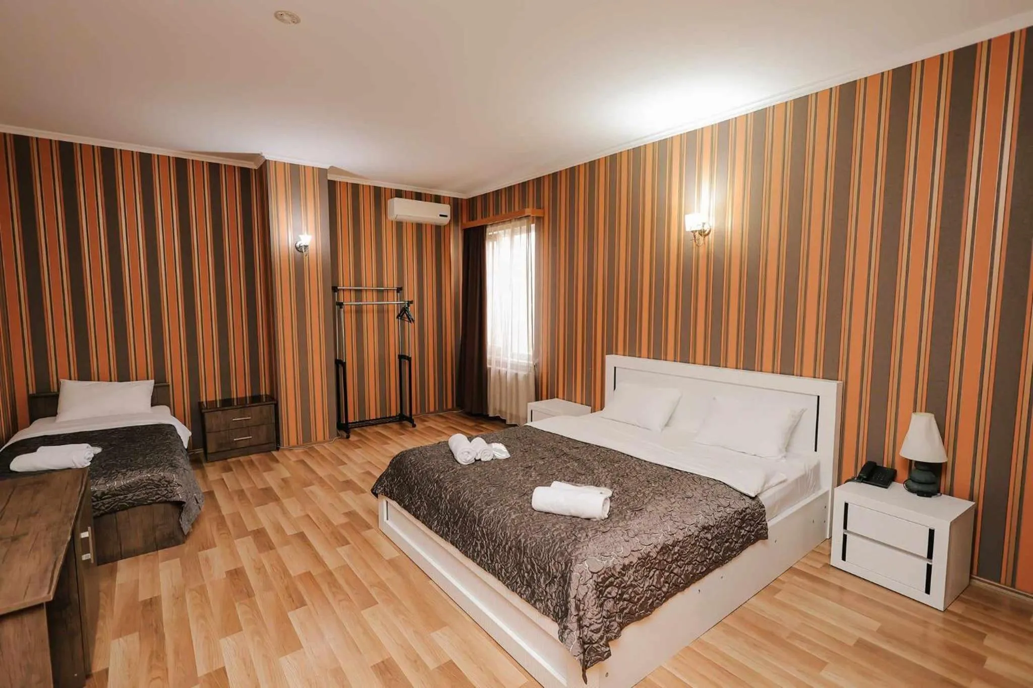 View (from property/room), Bed in Hotel Darchi