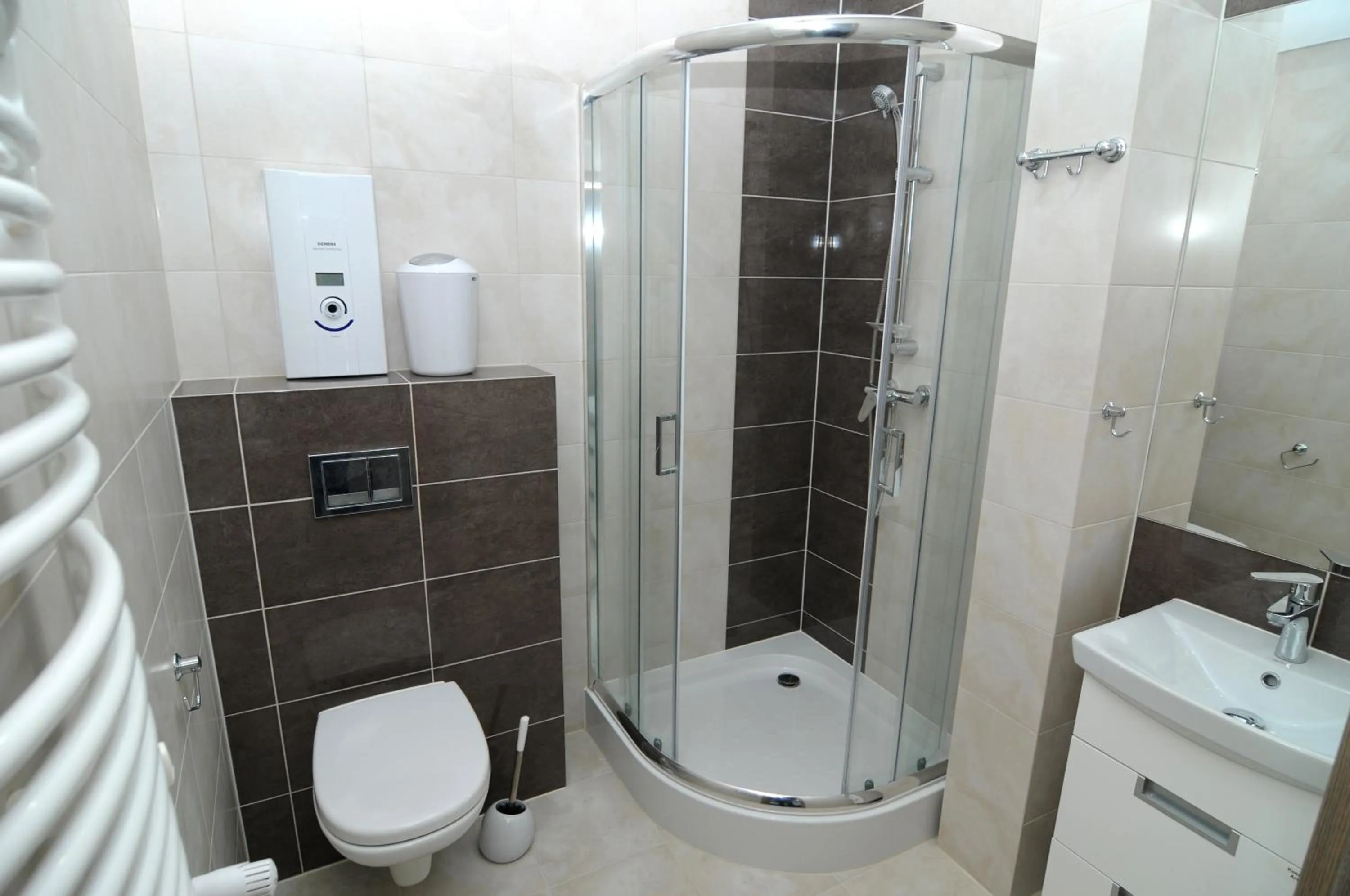 Bathroom in Nanis Hotel & Appartements