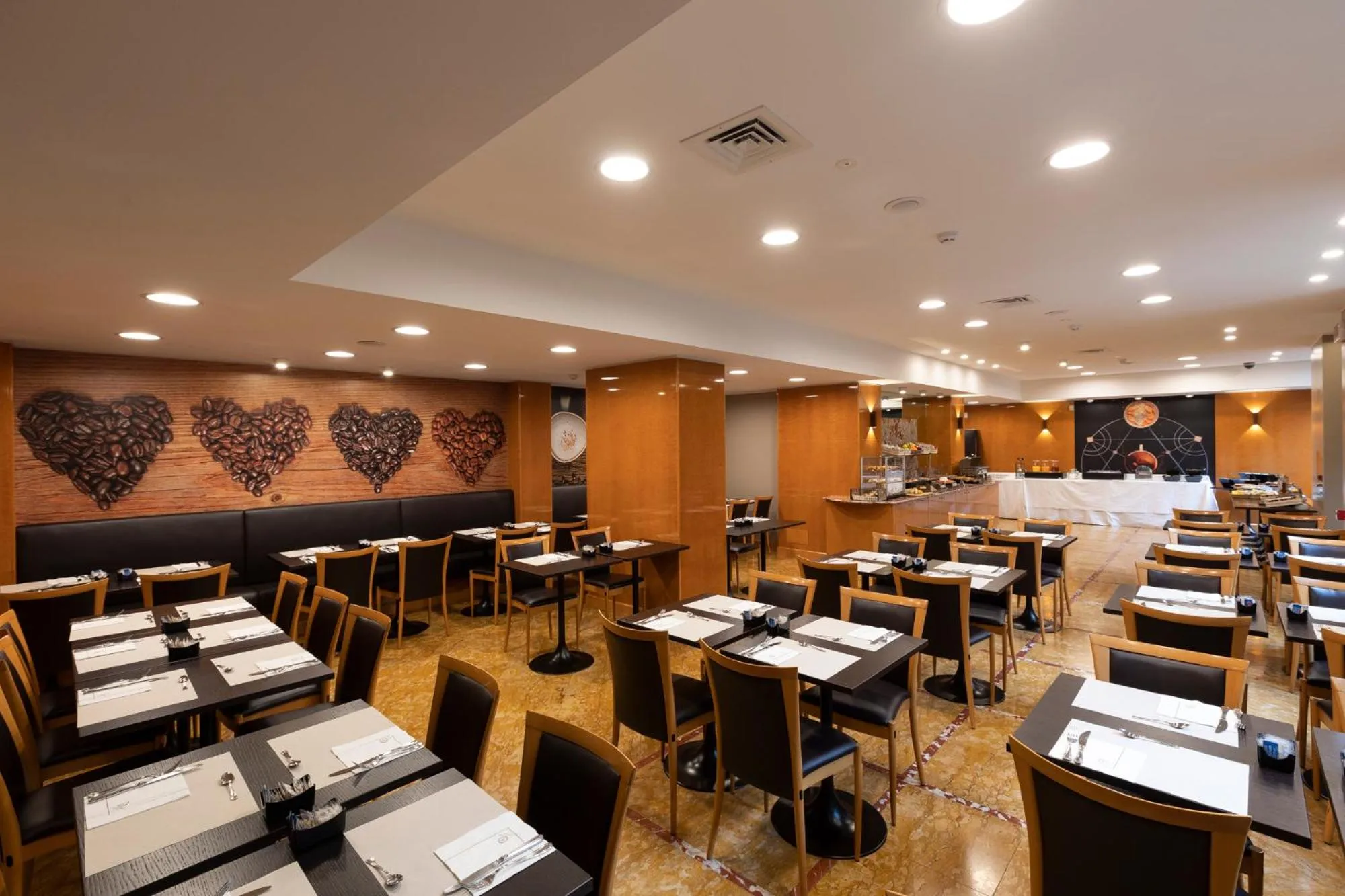 Breakfast in City Life Hotel Poliziano, by R Collection Hotels