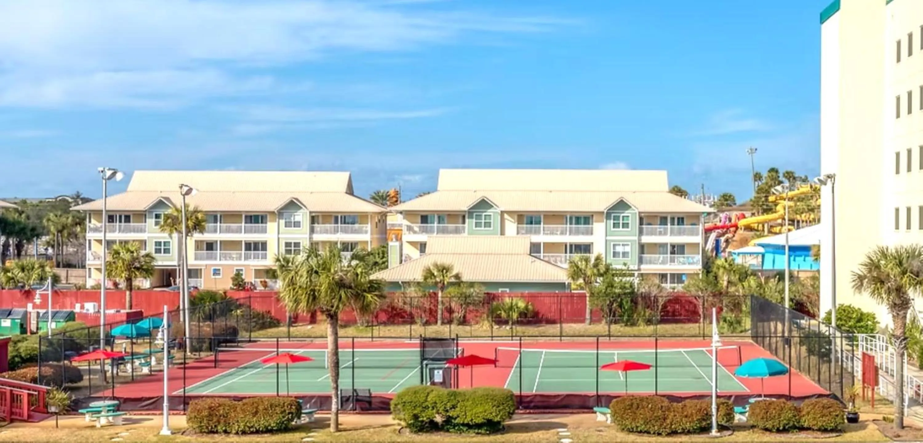 Tennis court in Destin Holiday Beach Resort
